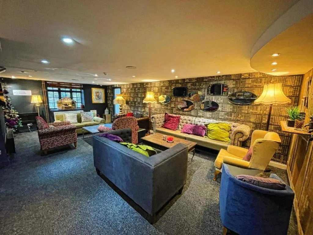 Other in Dancenter Birmingham Airport near NEC