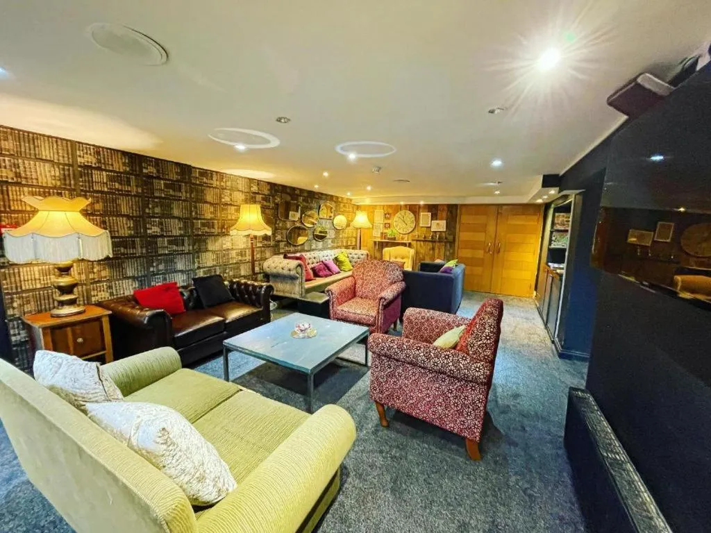 Lobby or reception in Dancenter Birmingham Airport near NEC