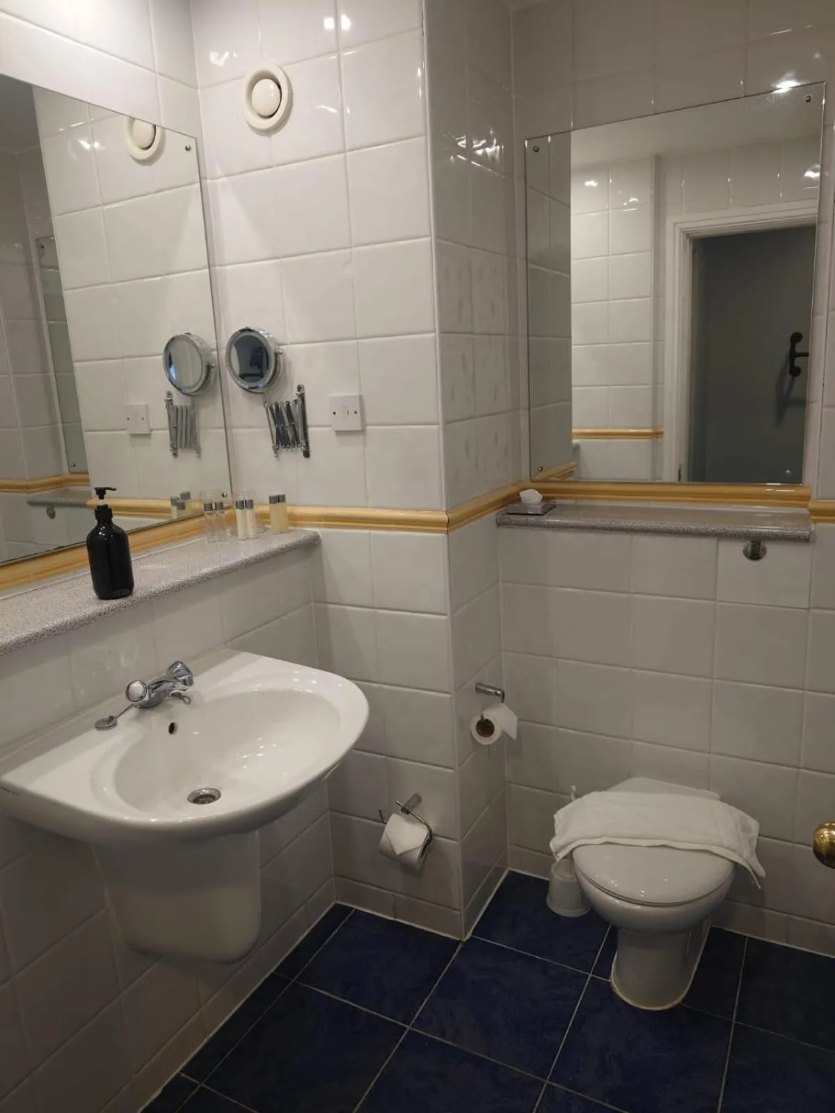 Bathroom in Dancenter Birmingham Airport near NEC