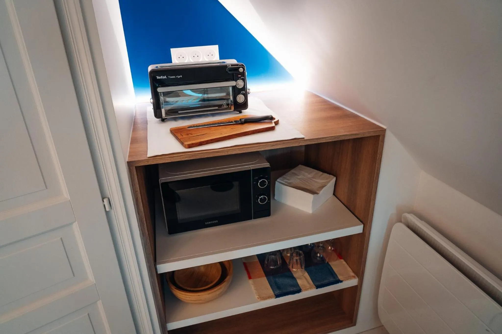 wardrobe in Les Charmes du Petit Pré