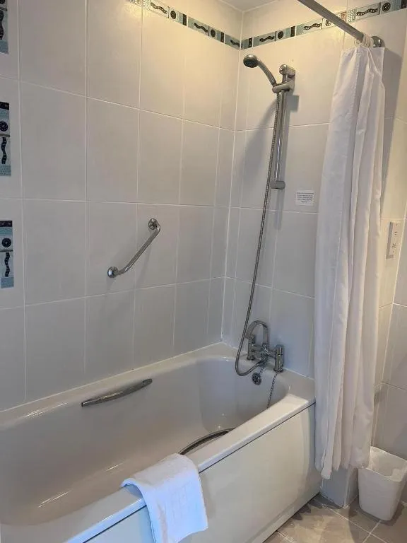 Bathroom in Dancenter East Midlands Airport