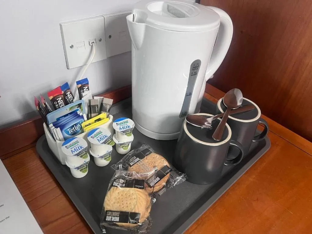 Other in Dancenter East Midlands Airport