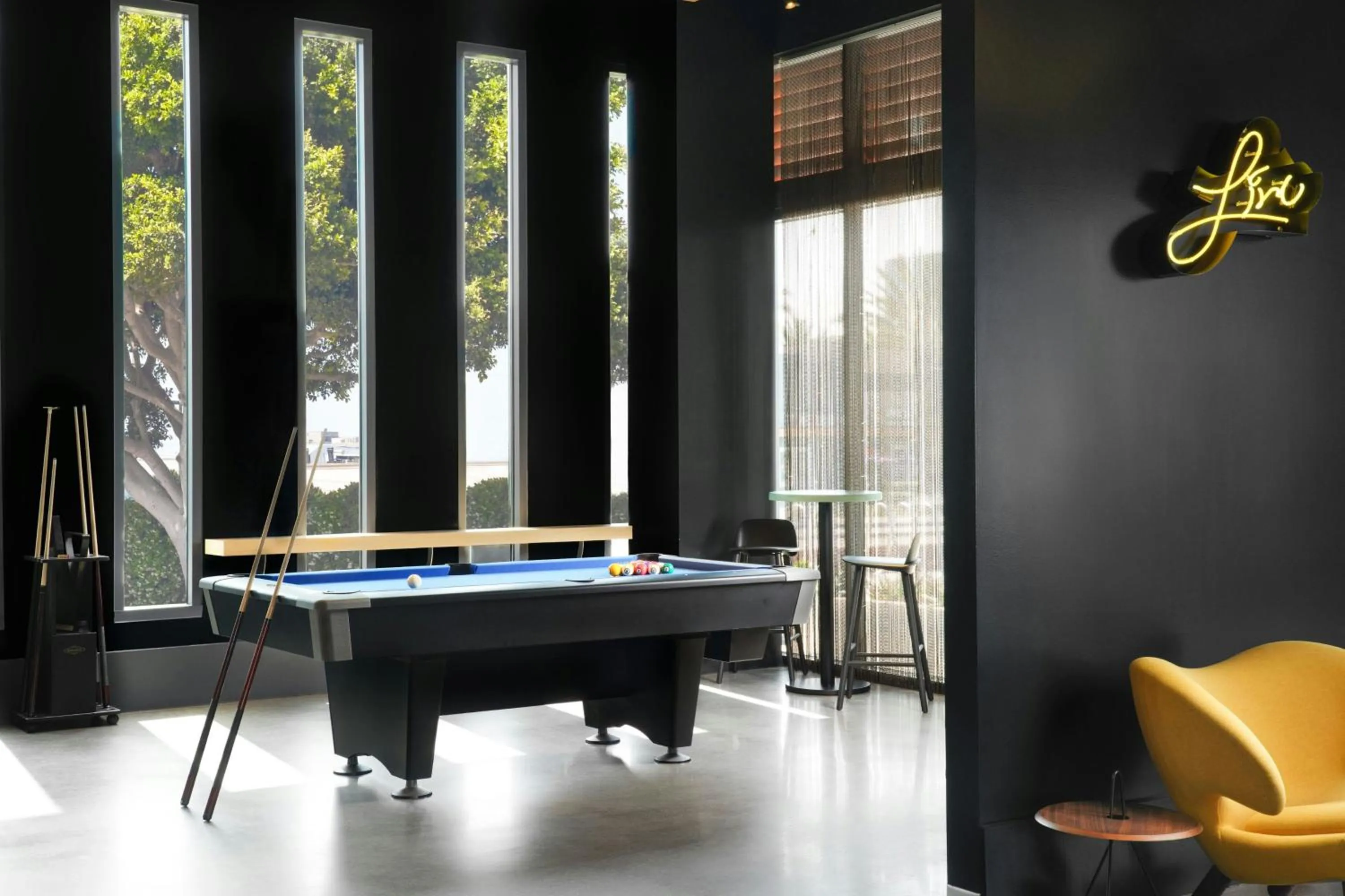 Lobby or reception in Aloft El Segundo - Los Angeles Airport