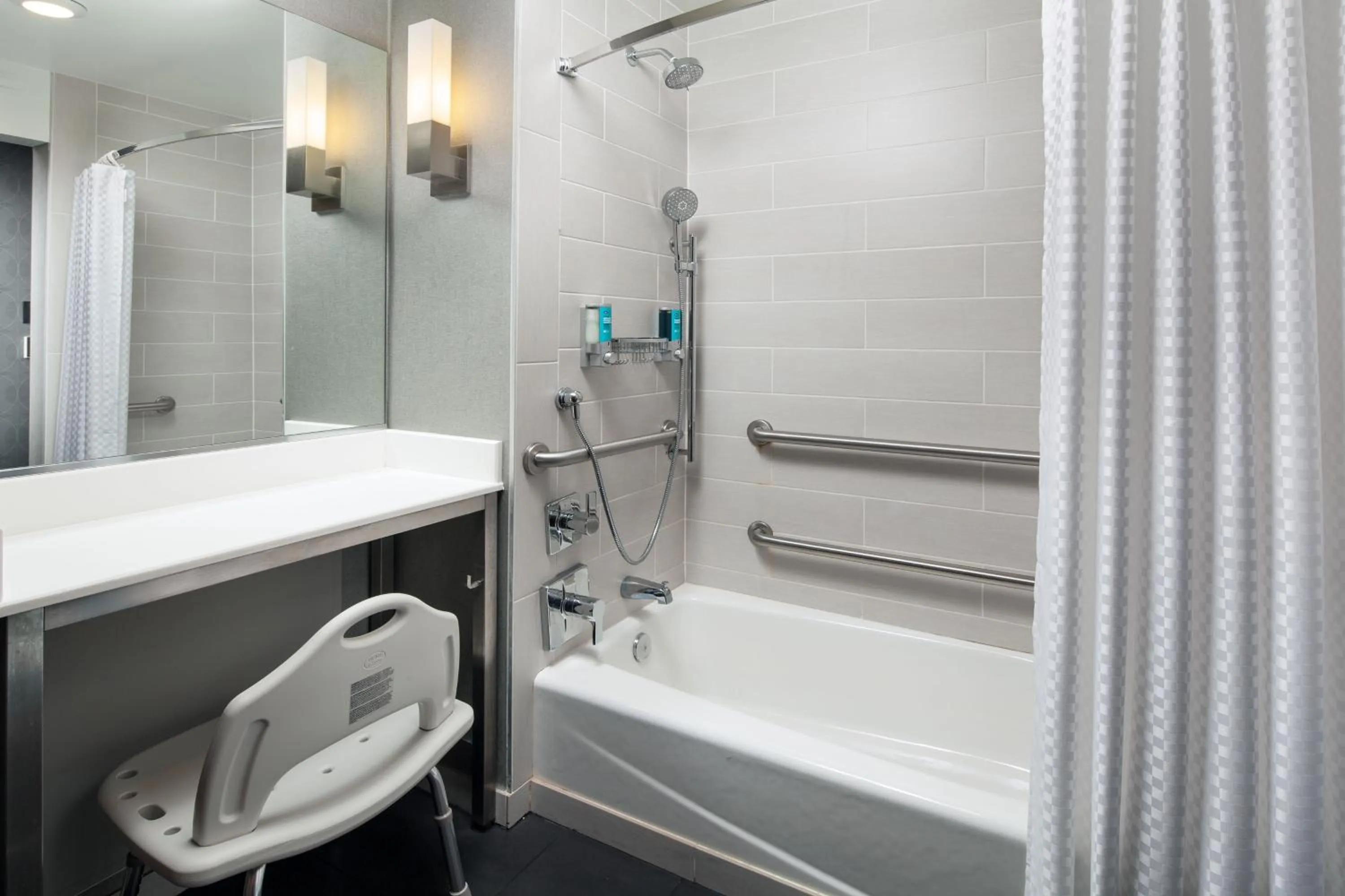 Bathroom in Aloft El Segundo - Los Angeles Airport