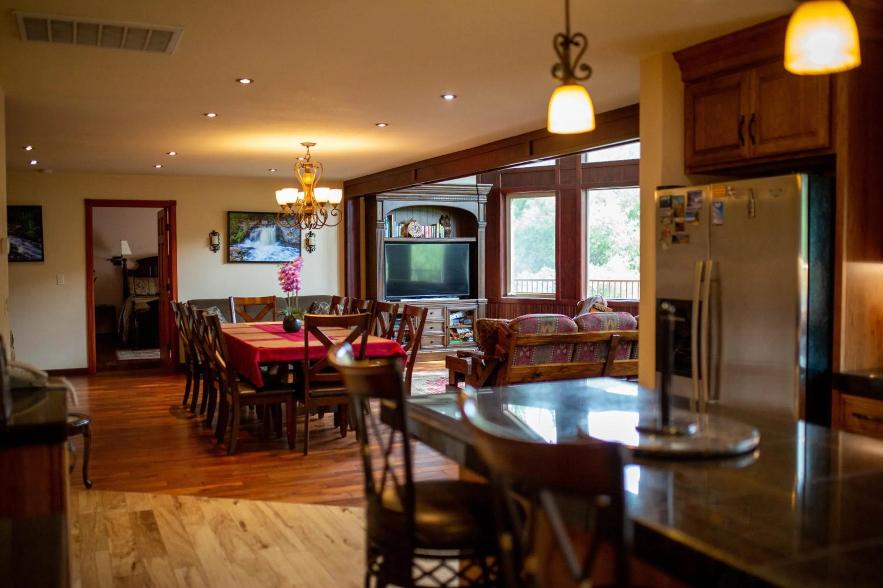 Living room in Riverfront Property with Waterfalls near Yosemite and Bass Lake