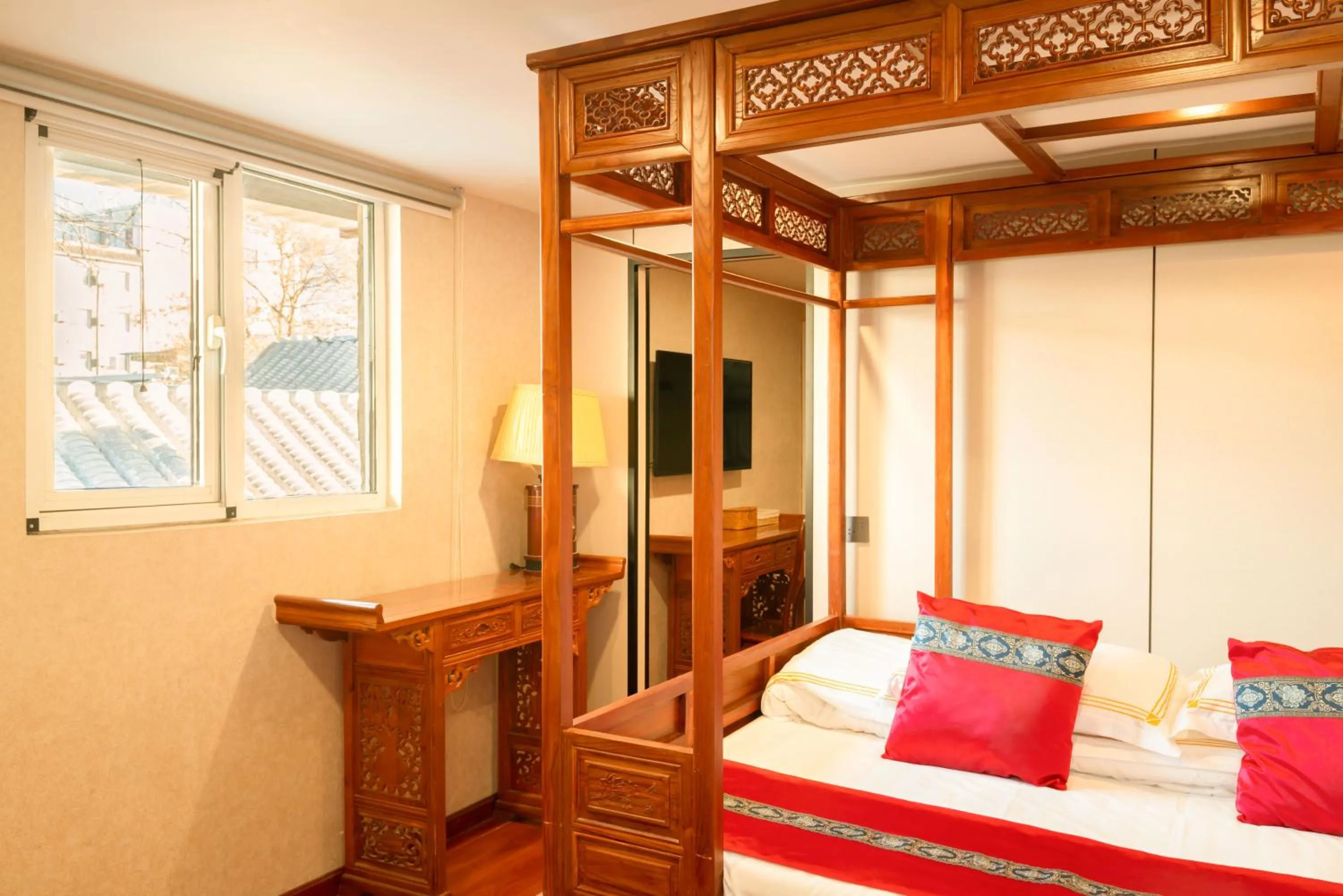 Bed in Beijing Rong Courtyard Boutique Hotel
