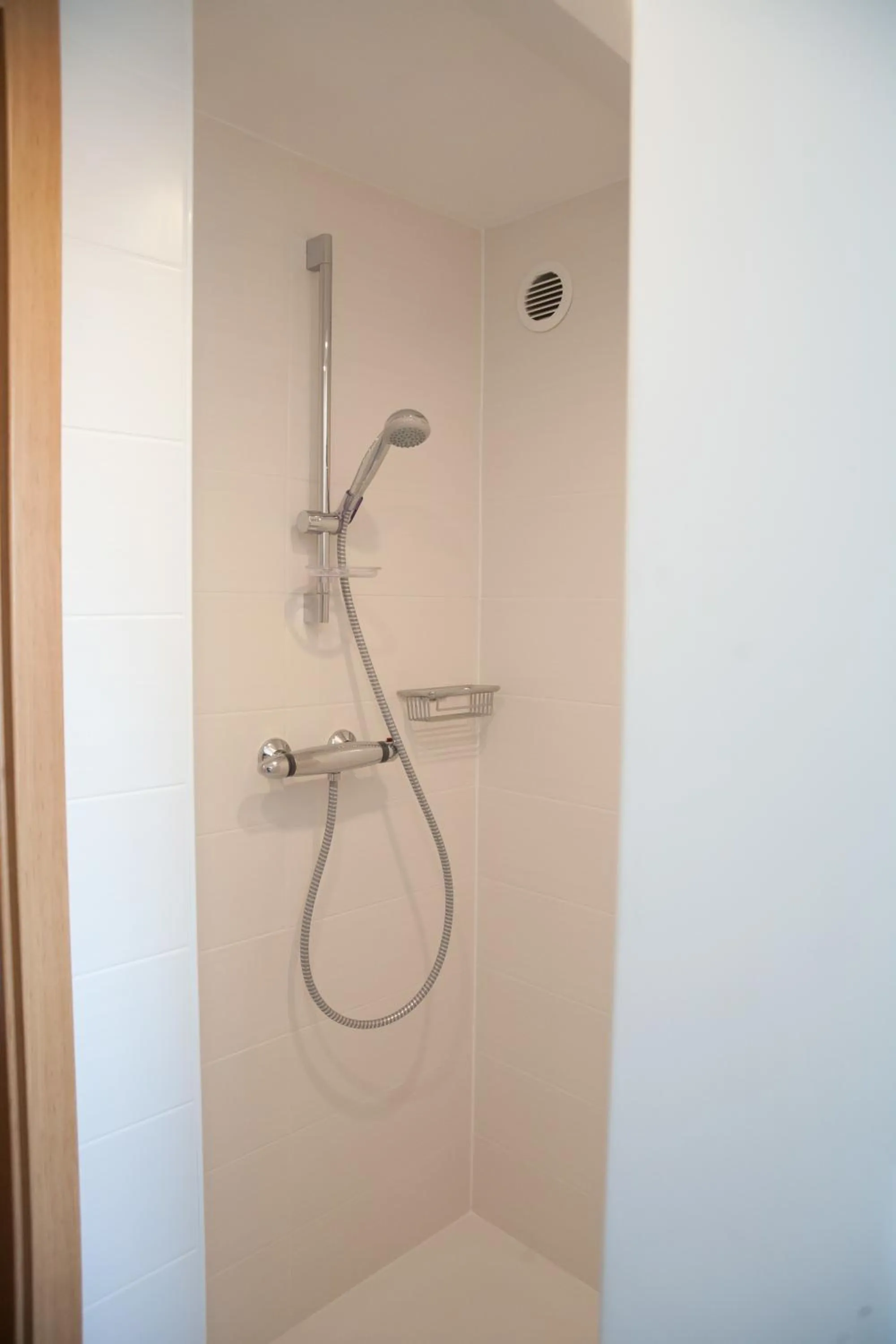 Shower in Apartmenthaus Wesertor