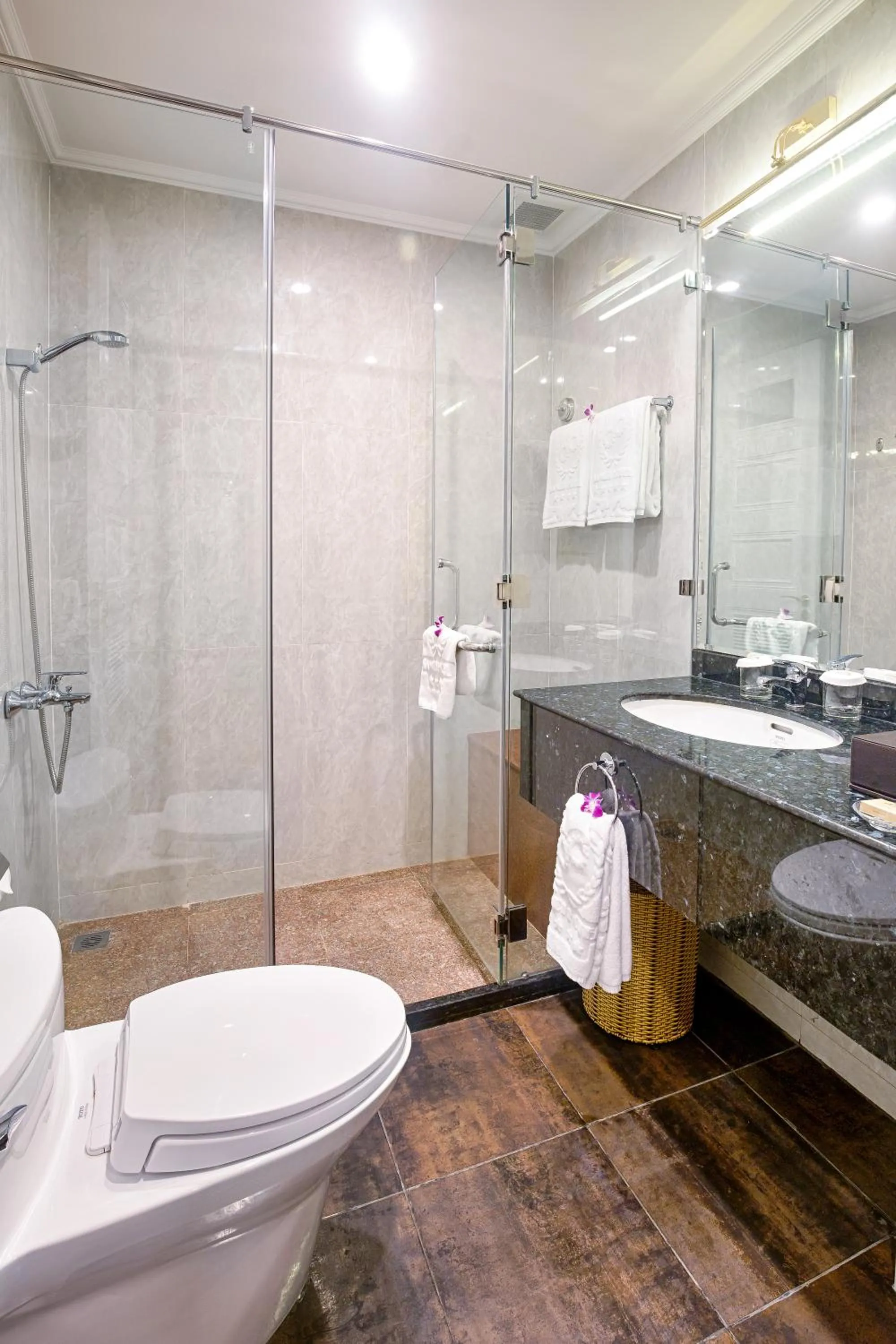 Bathroom in Samdi Da Nang Central Hotel