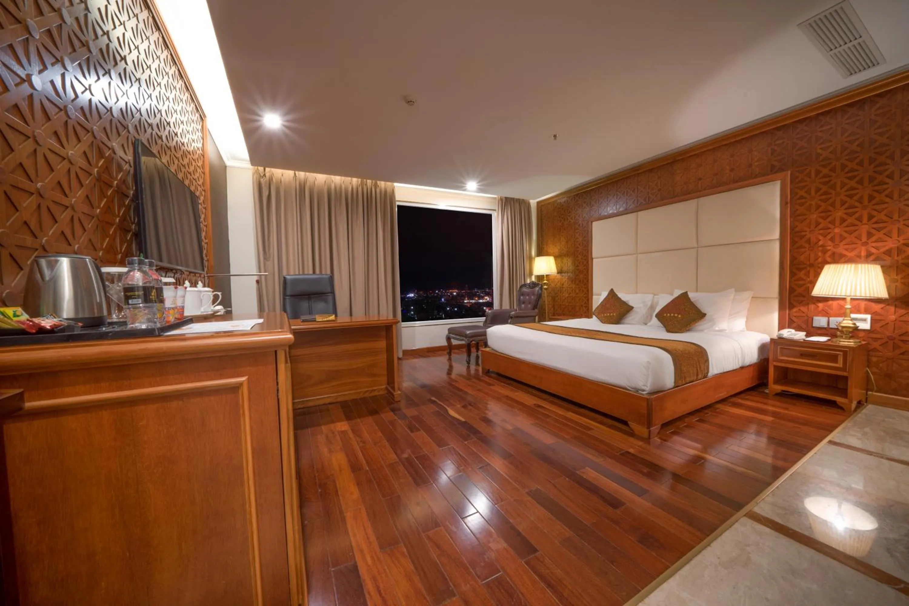 Photo of the whole room, Bed in Samdi Da Nang Central Hotel