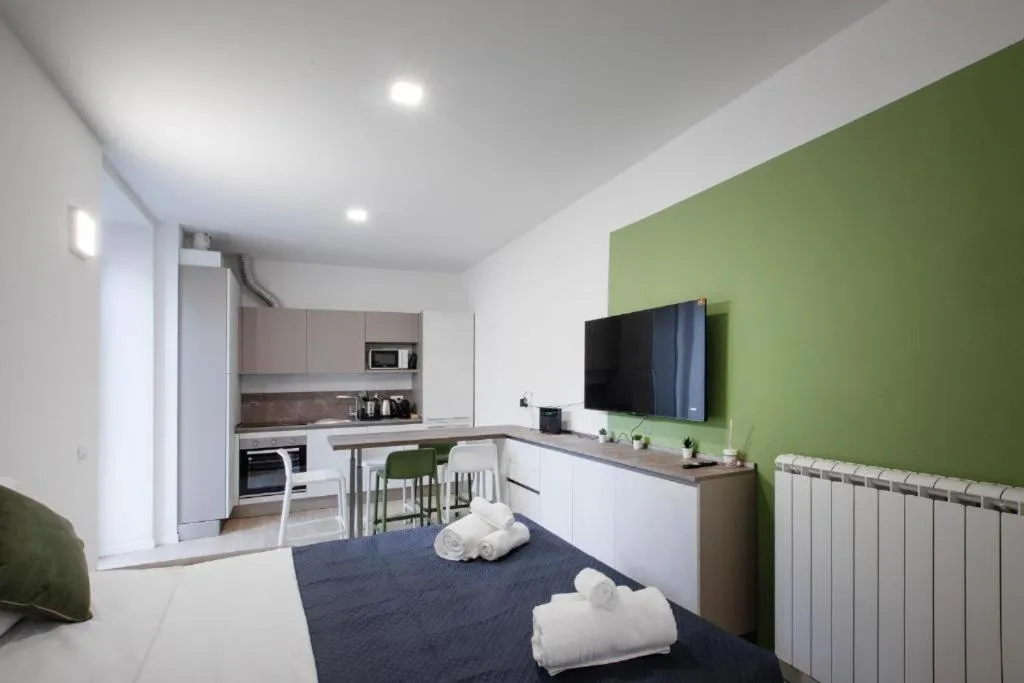 Bed in Relais Lavagnini Florence