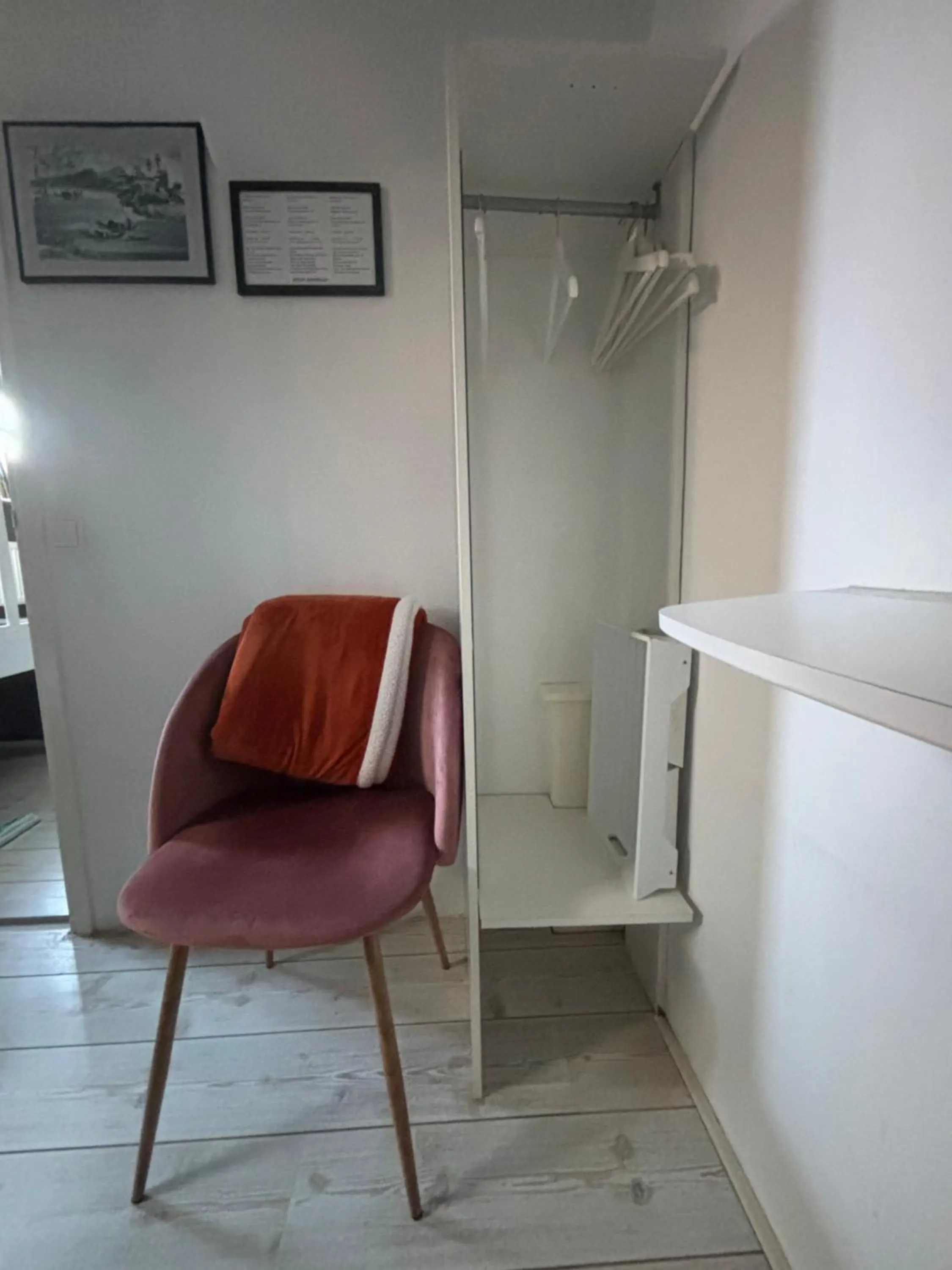 furniture in Homestay Harlingen