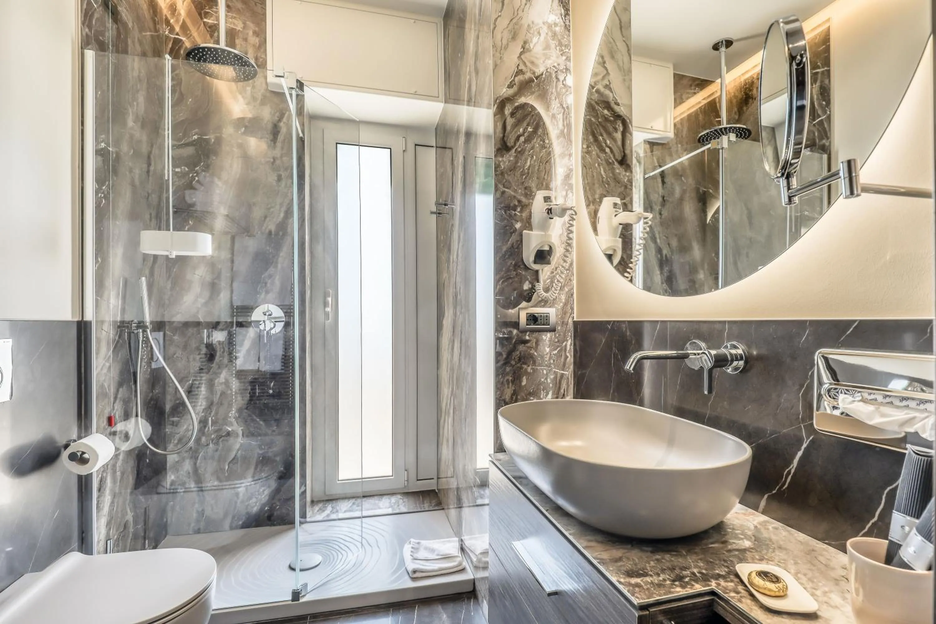 Bathroom in Hotel Albatros Varigotti