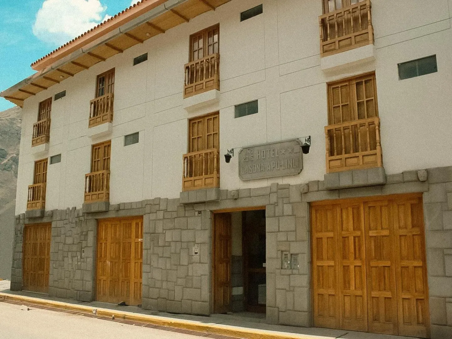 Day in Nafis Casona Apu Linli Pisac
