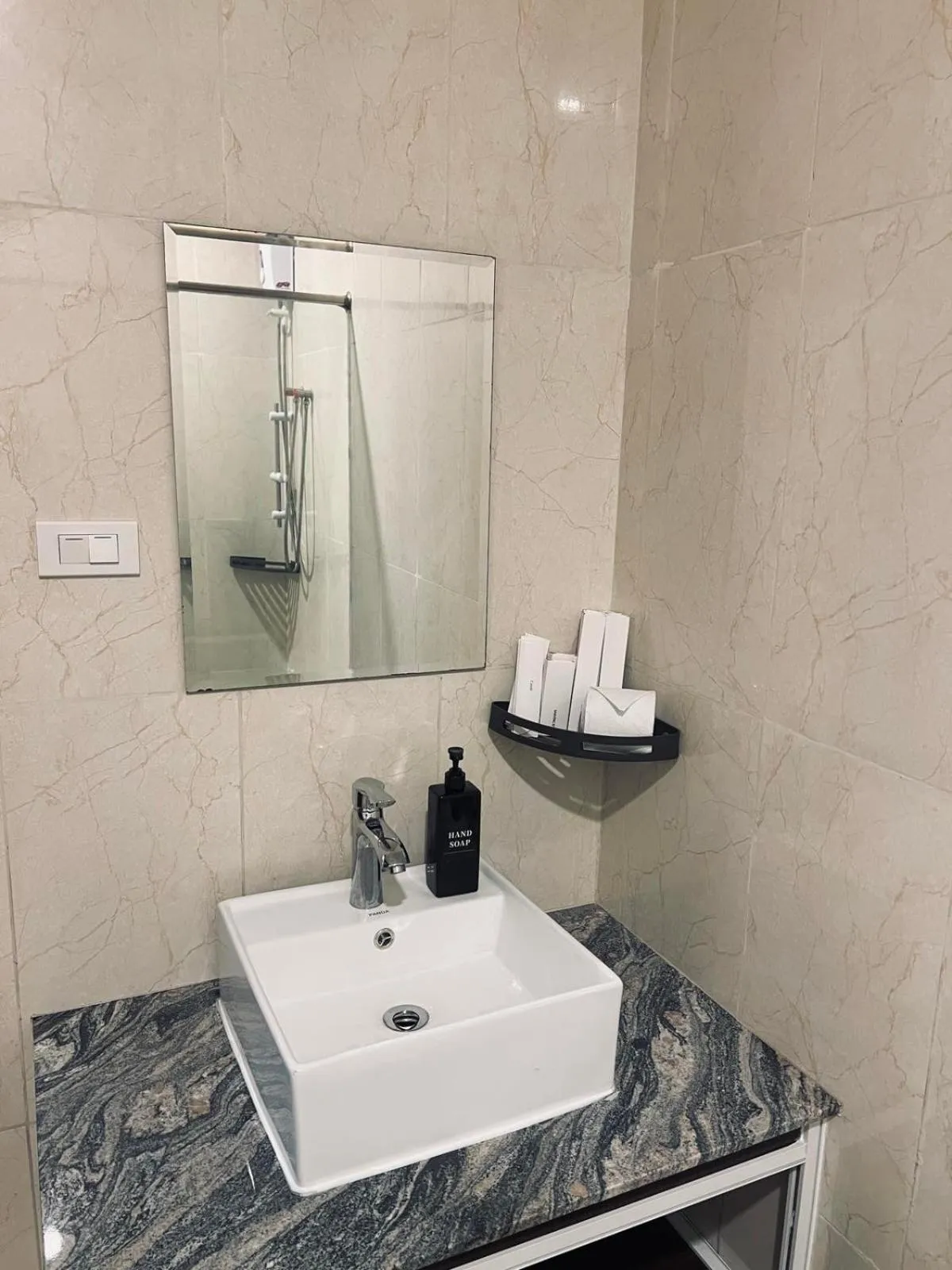 Shower in Ocean Star Hotel Coron