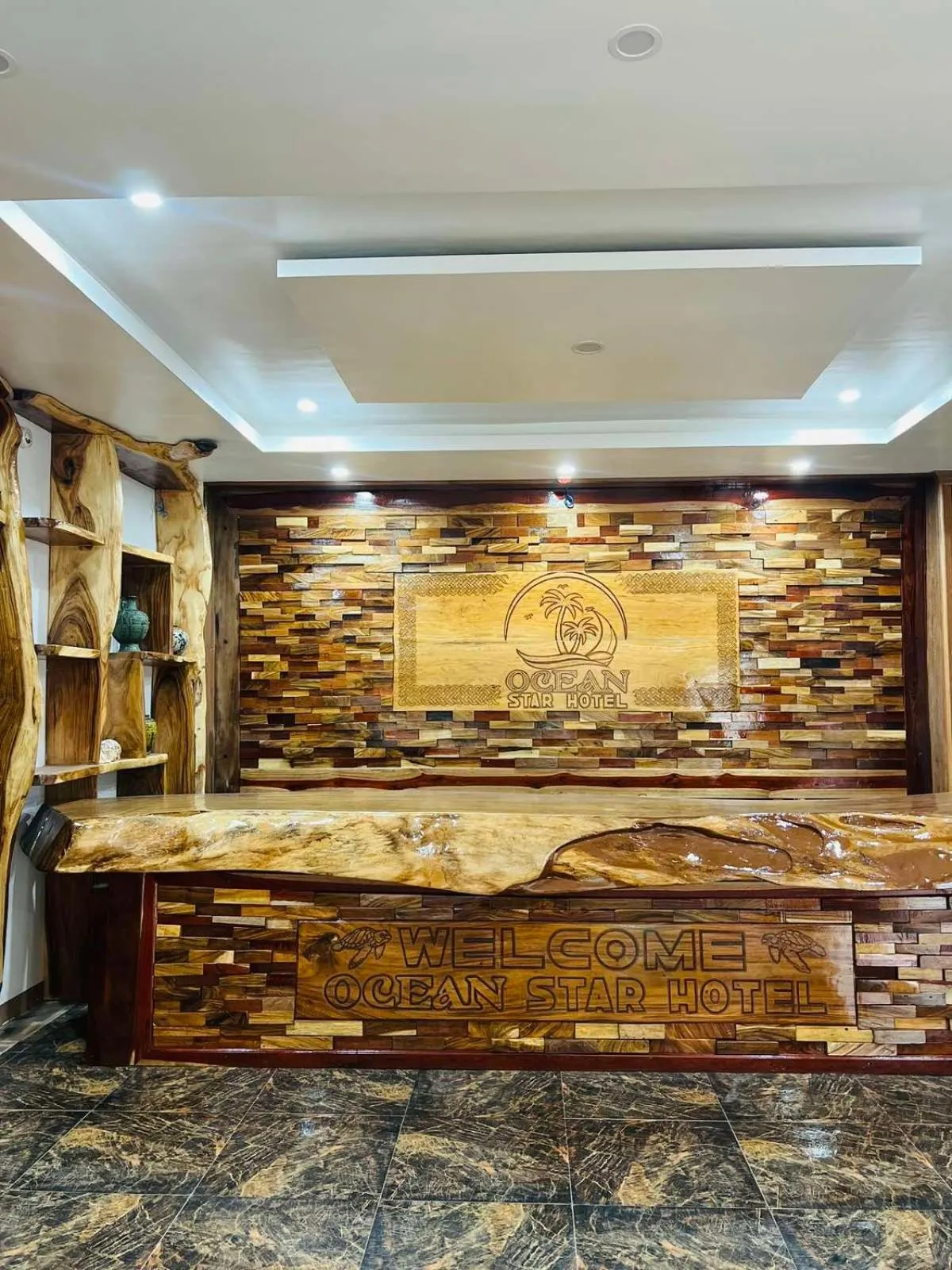 Lobby or reception in Ocean Star Hotel Coron