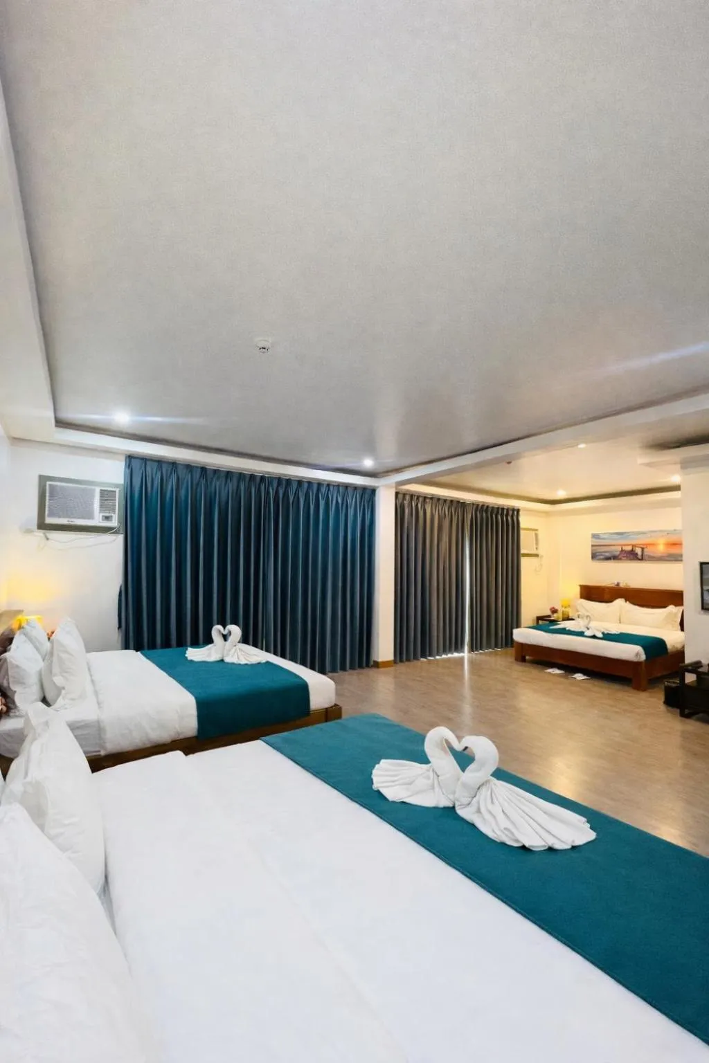 Bed in Ocean Star Hotel Coron