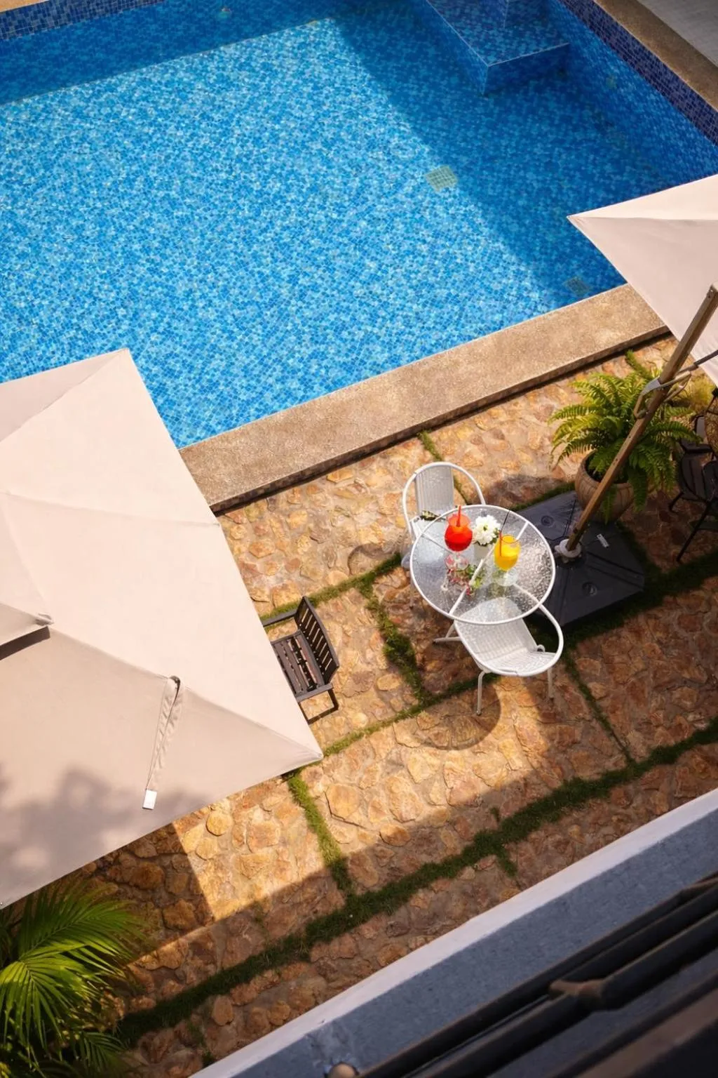 Swimming pool in Ocean Star Hotel Coron