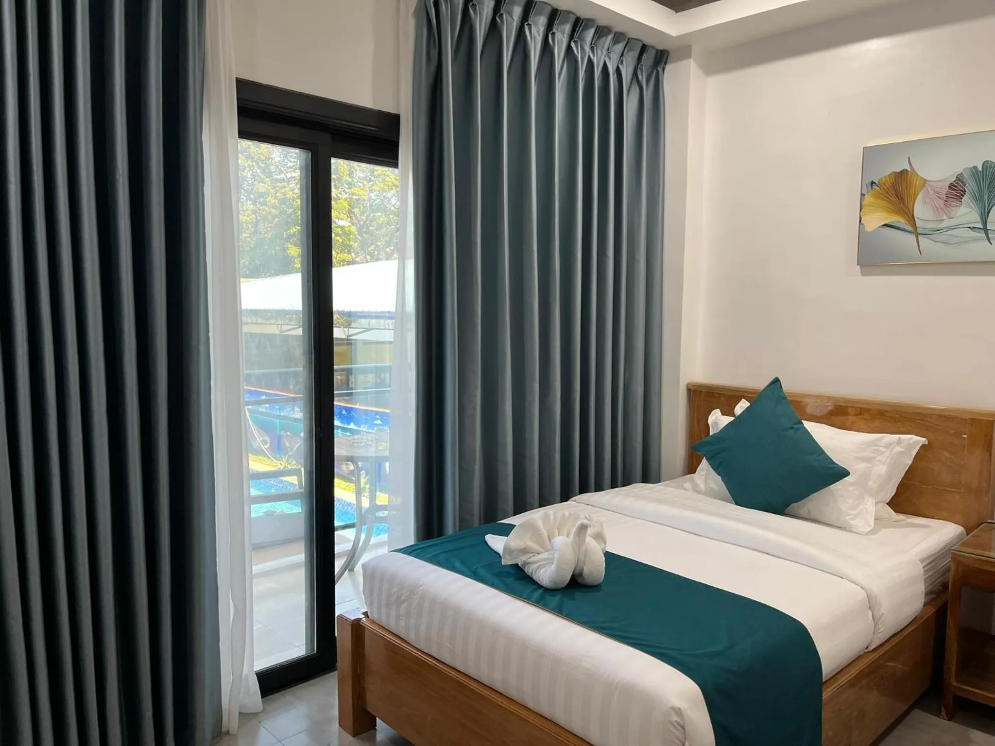 Bedroom, Bed in Ocean Star Hotel Coron