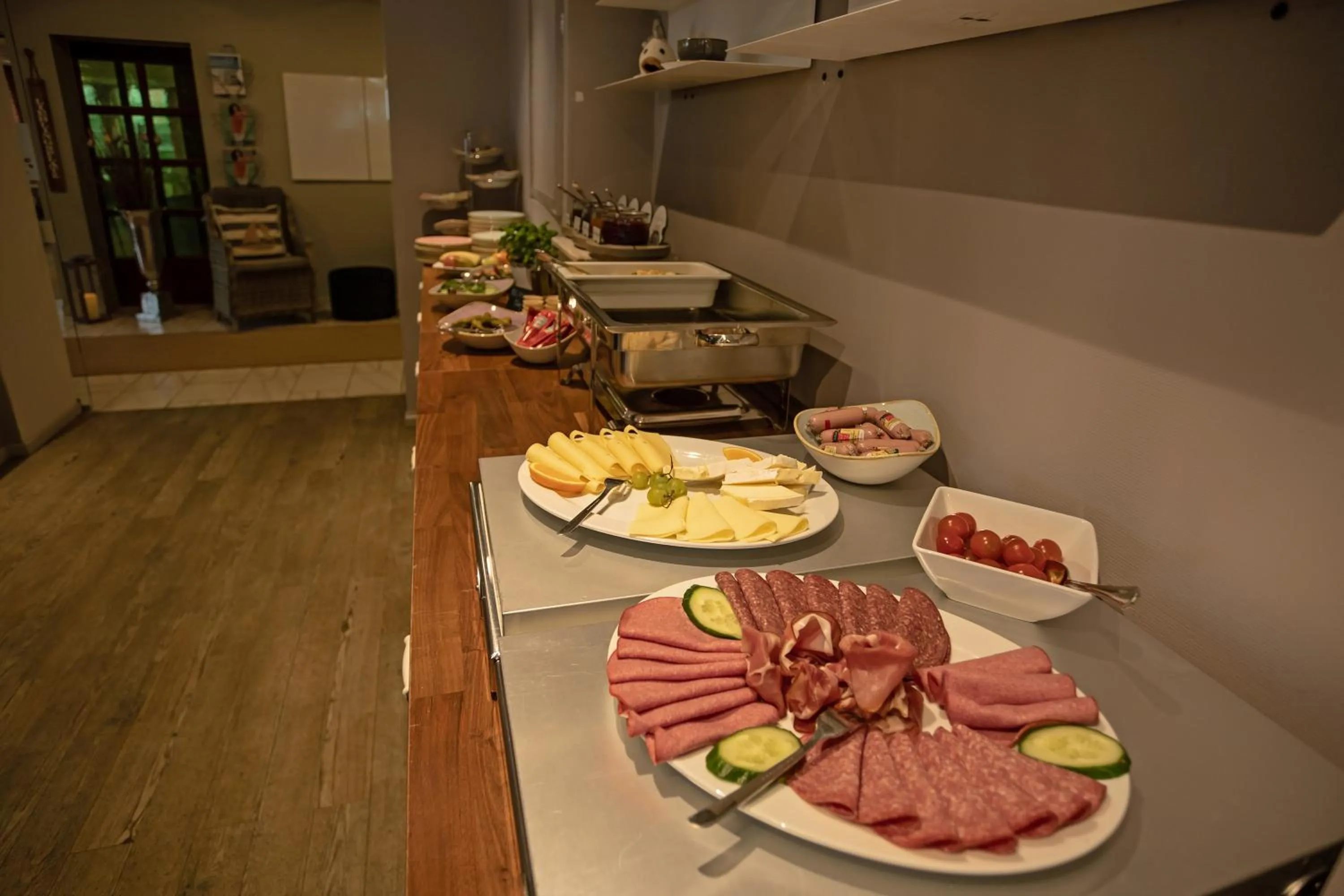 Buffet breakfast in Lieblingsplatz Hotel Wannerhus