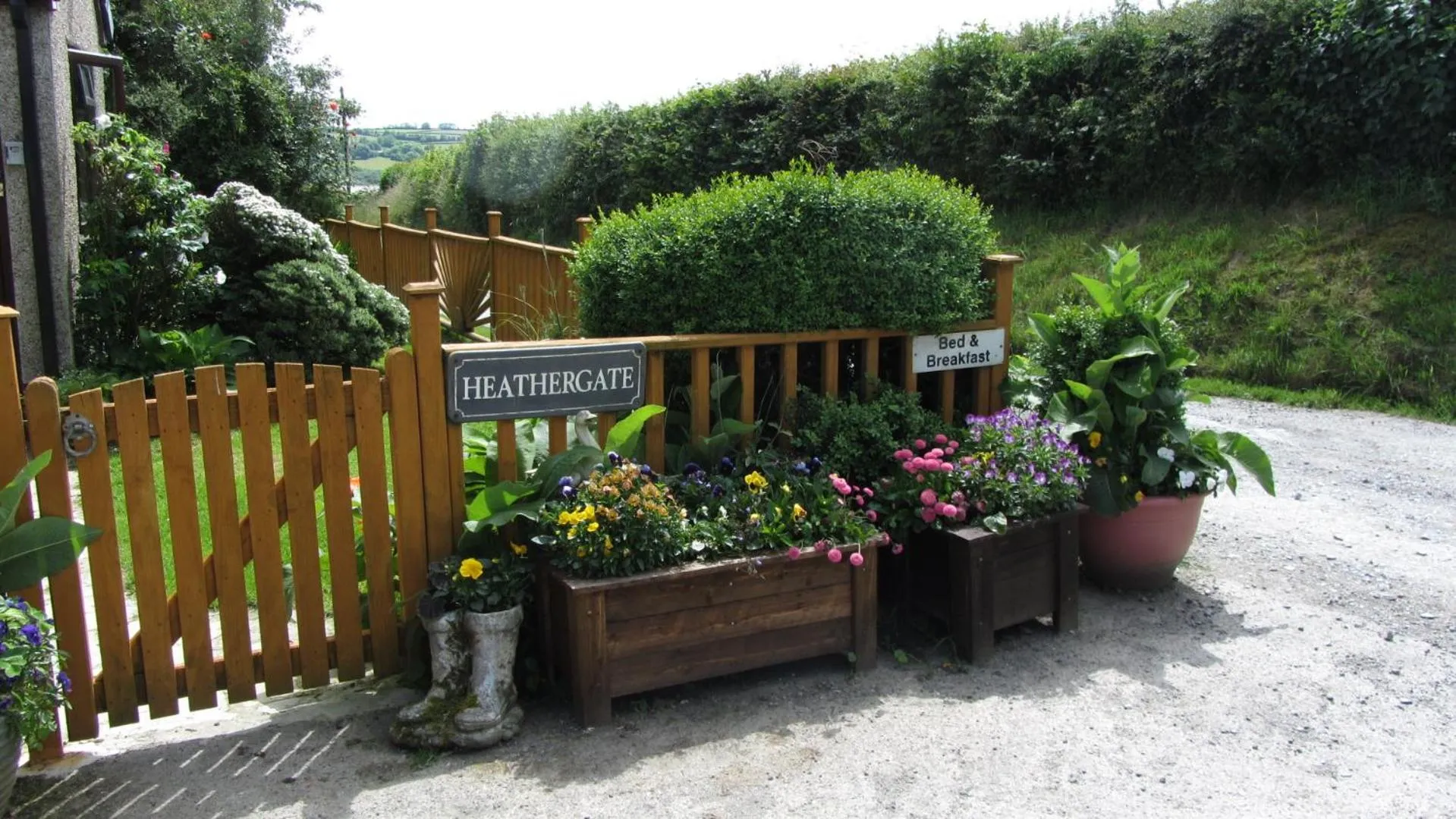 Property building in Heathergate Cottage Dartmoor BnB