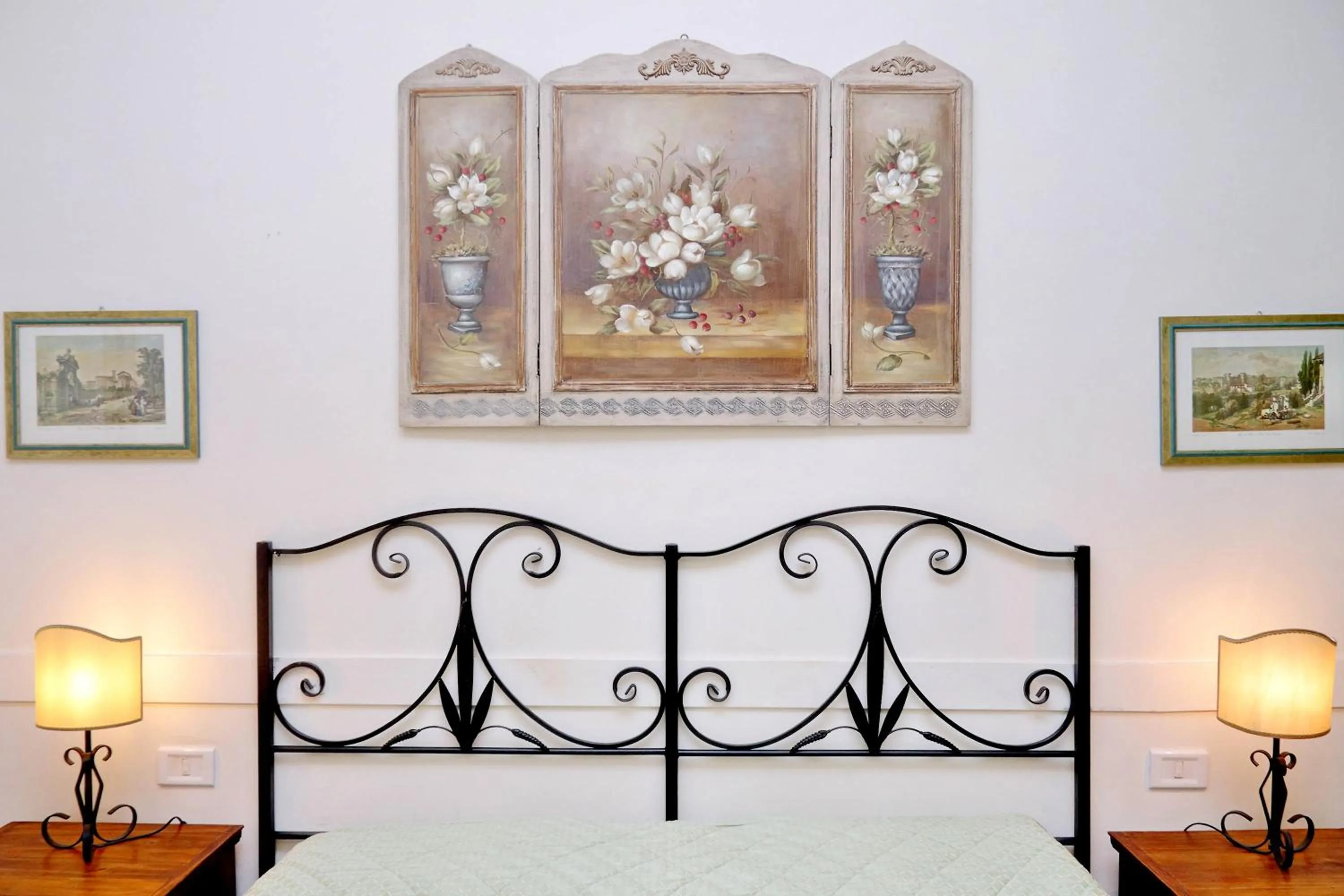 Bed in Scipioni Suites