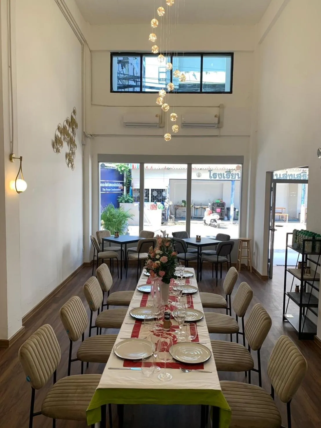 Mana restaurant & boutique hotel