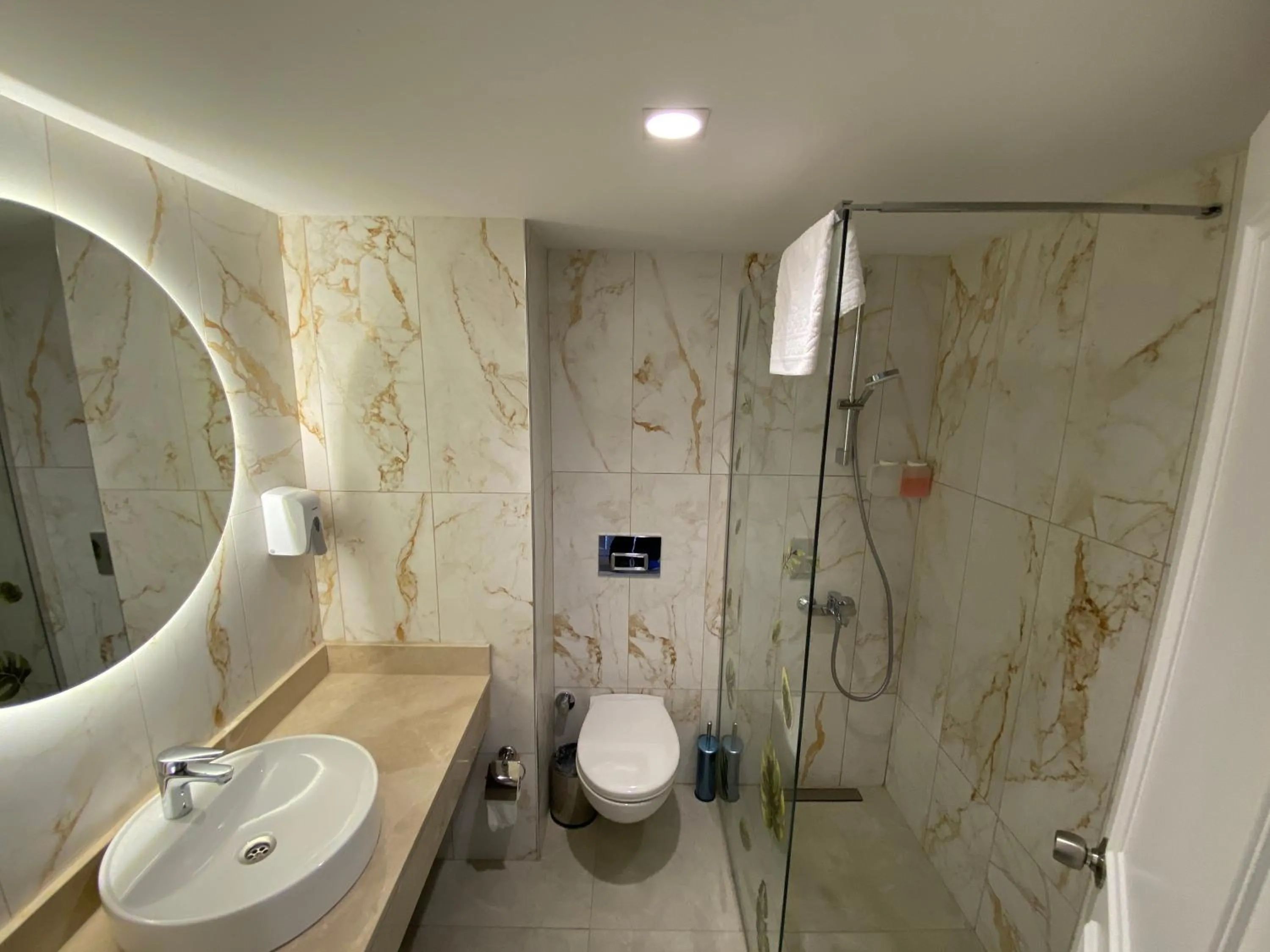 Toilet in Finike Marina Hotel