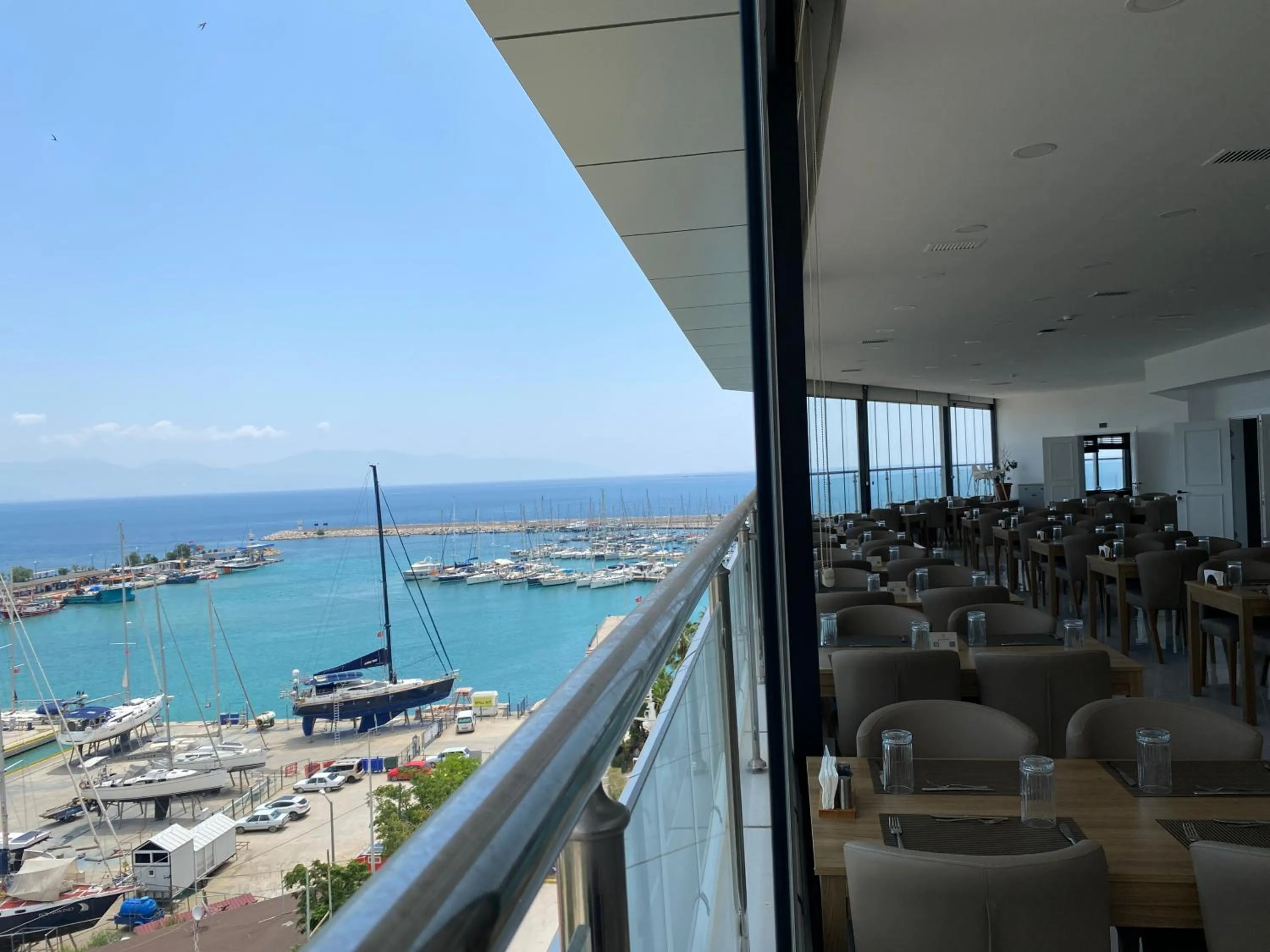 Restaurant/places to eat in Finike Marina Hotel