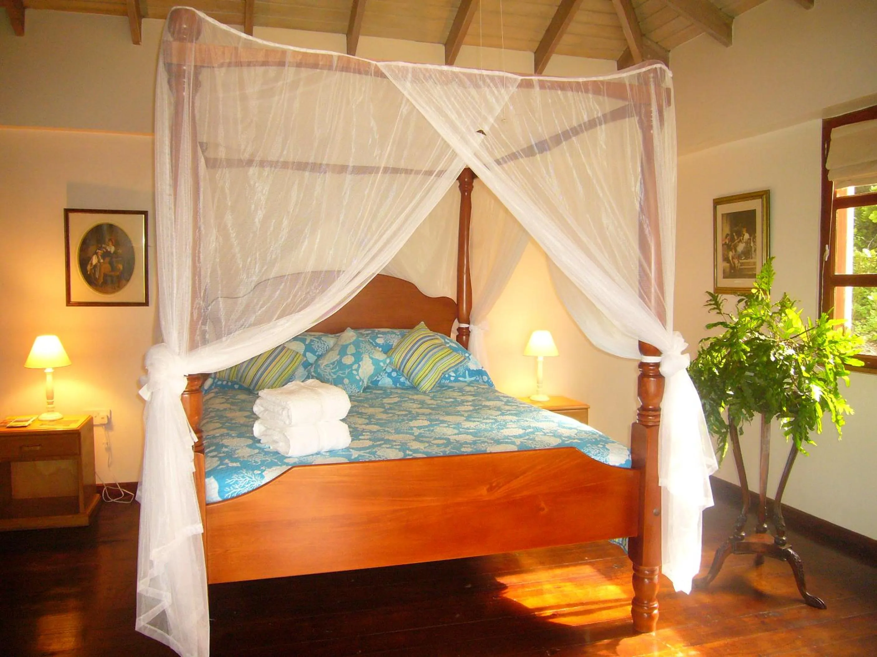 Bed in Petite Anse Hotel