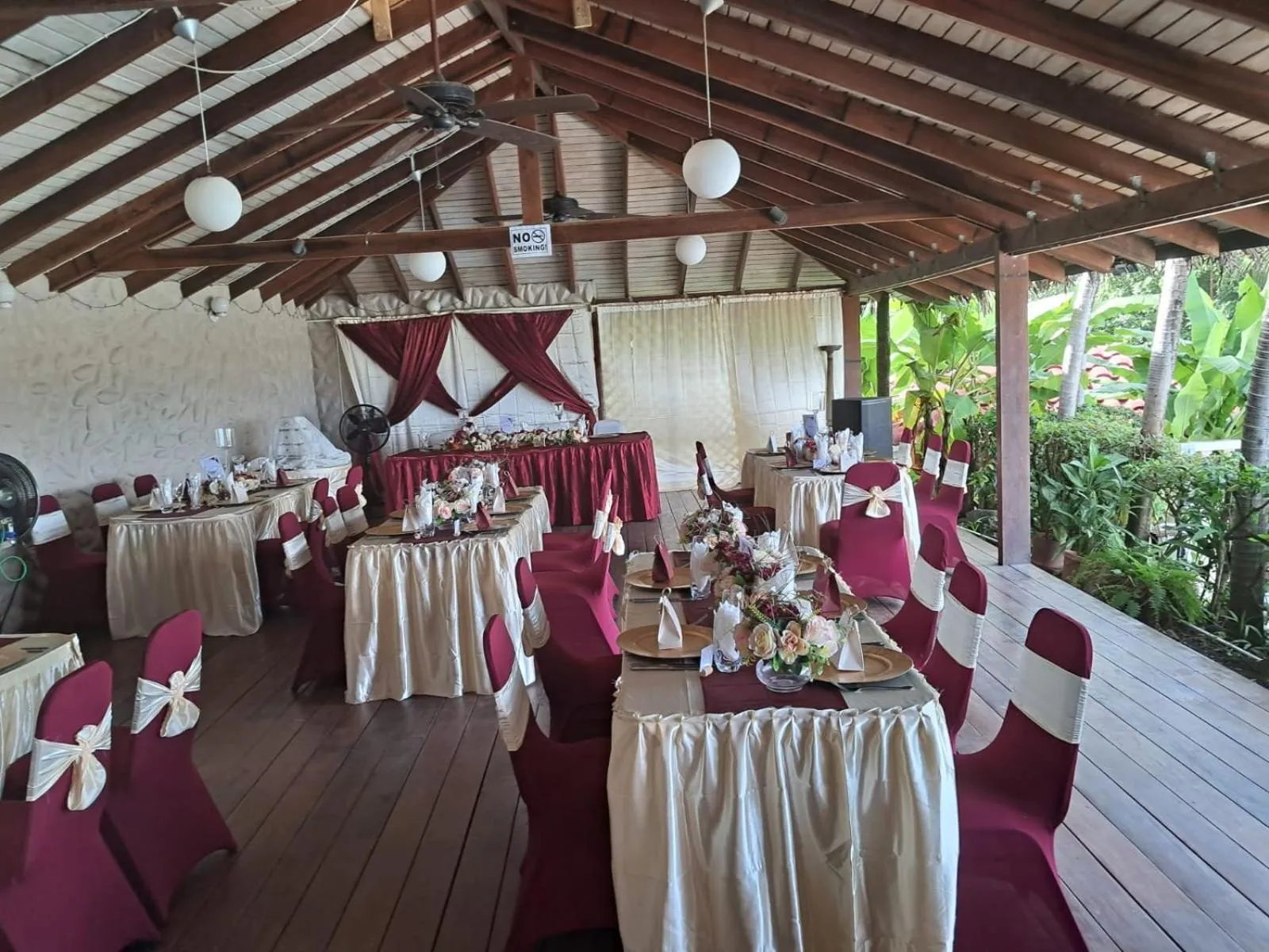 wedding in Petite Anse Hotel