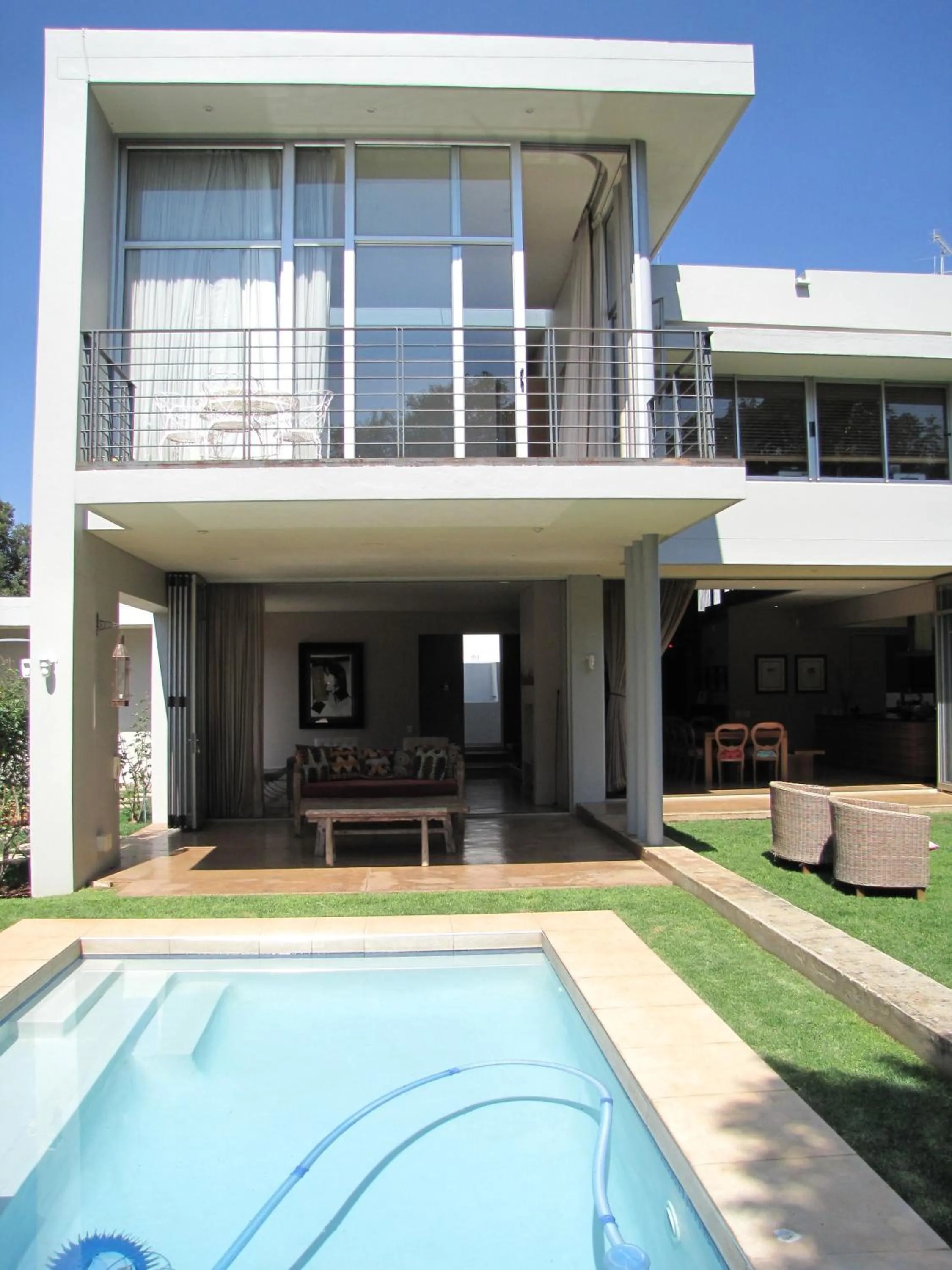 Swimming pool in Houghton Place