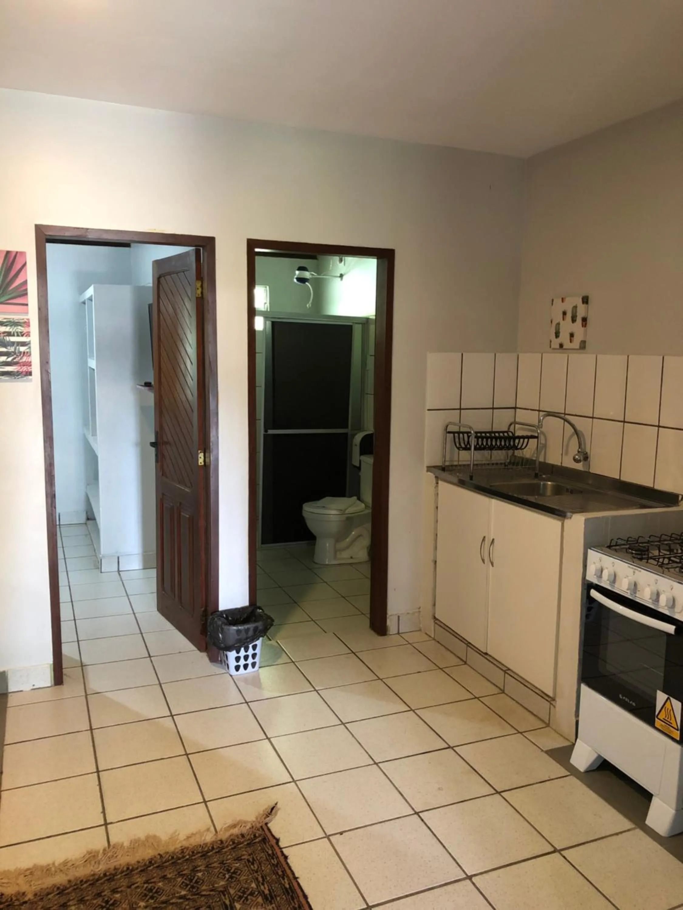 Kitchen or kitchenette in Pousada das Oliveiras