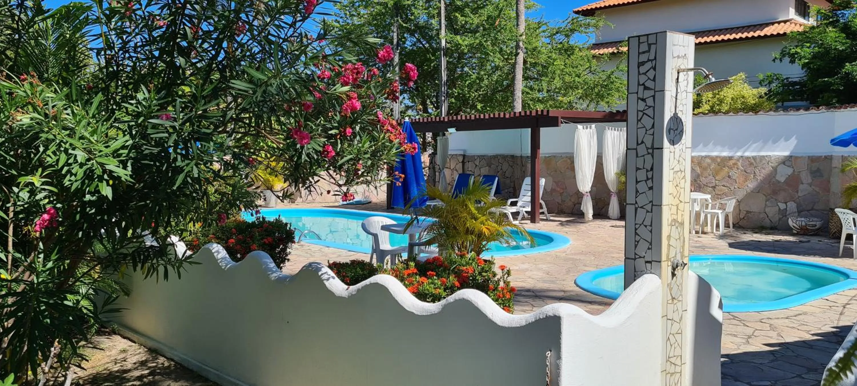 Garden view in Pousada das Oliveiras