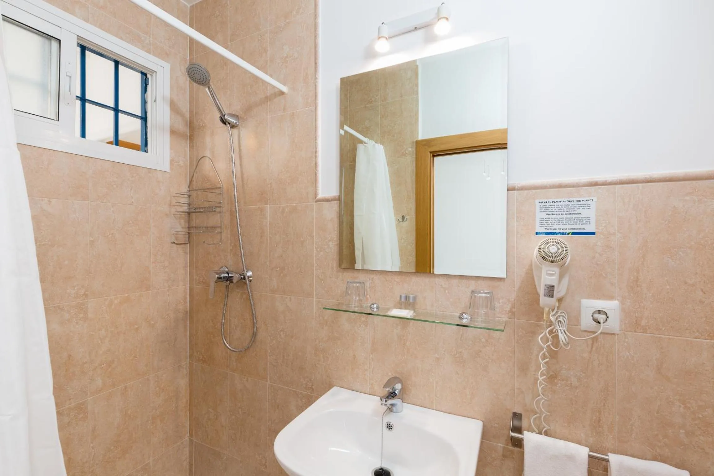 Bathroom in Guadalupe Cozy Inns