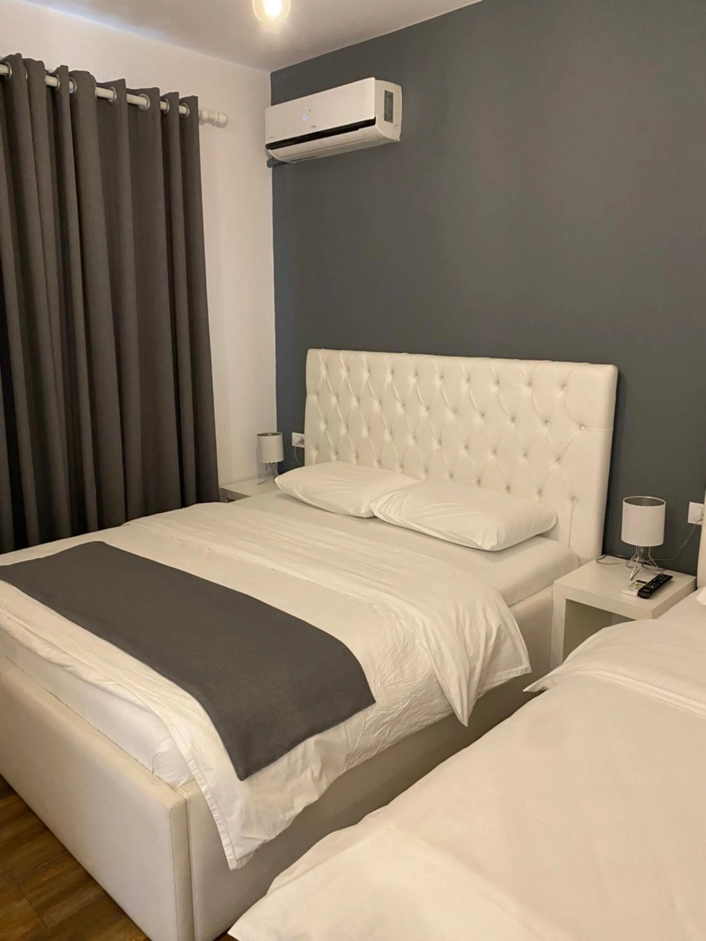 Photo of the whole room in Hotel Sidi