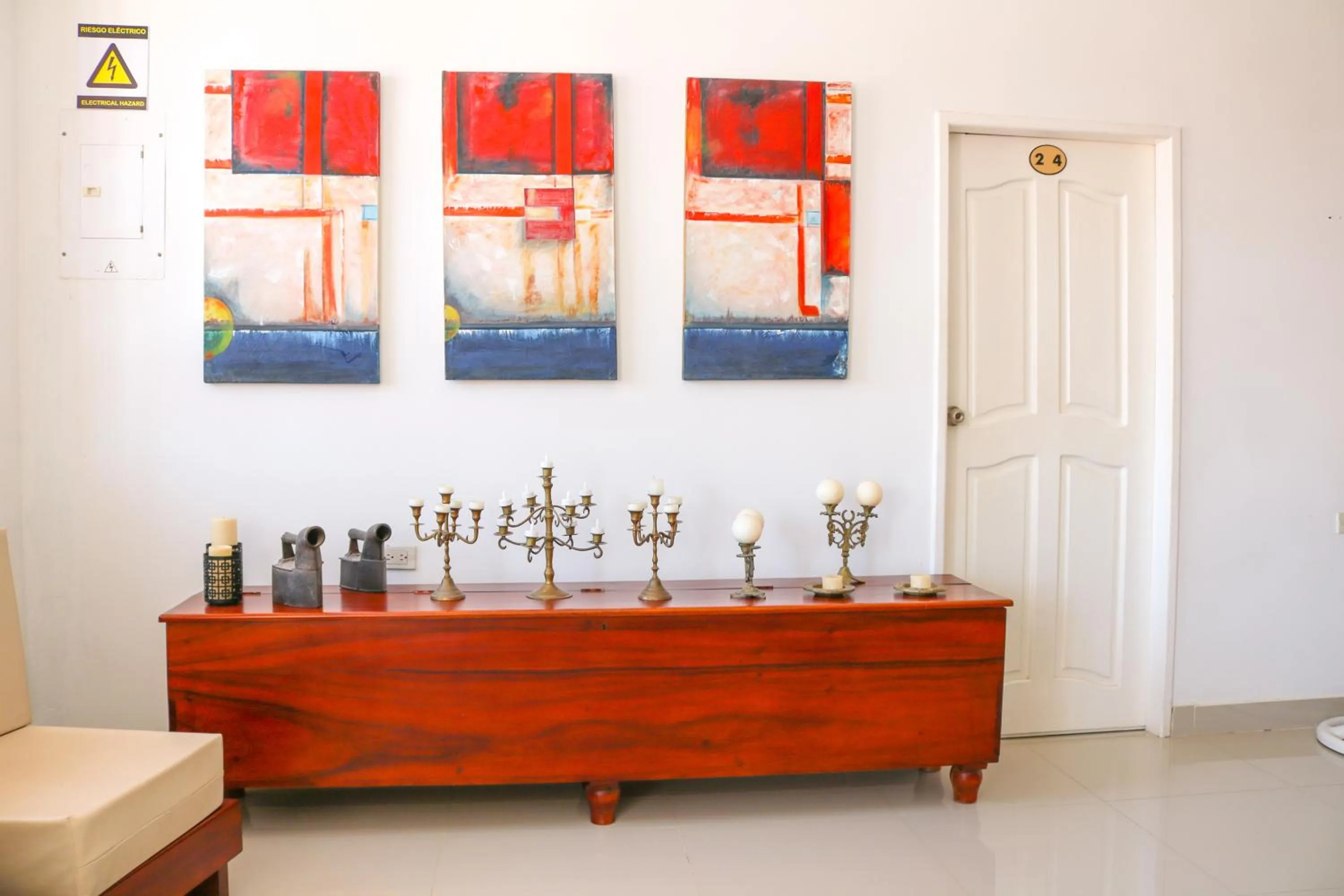 Living room in Hotel Jardines Evans By GEH Suites