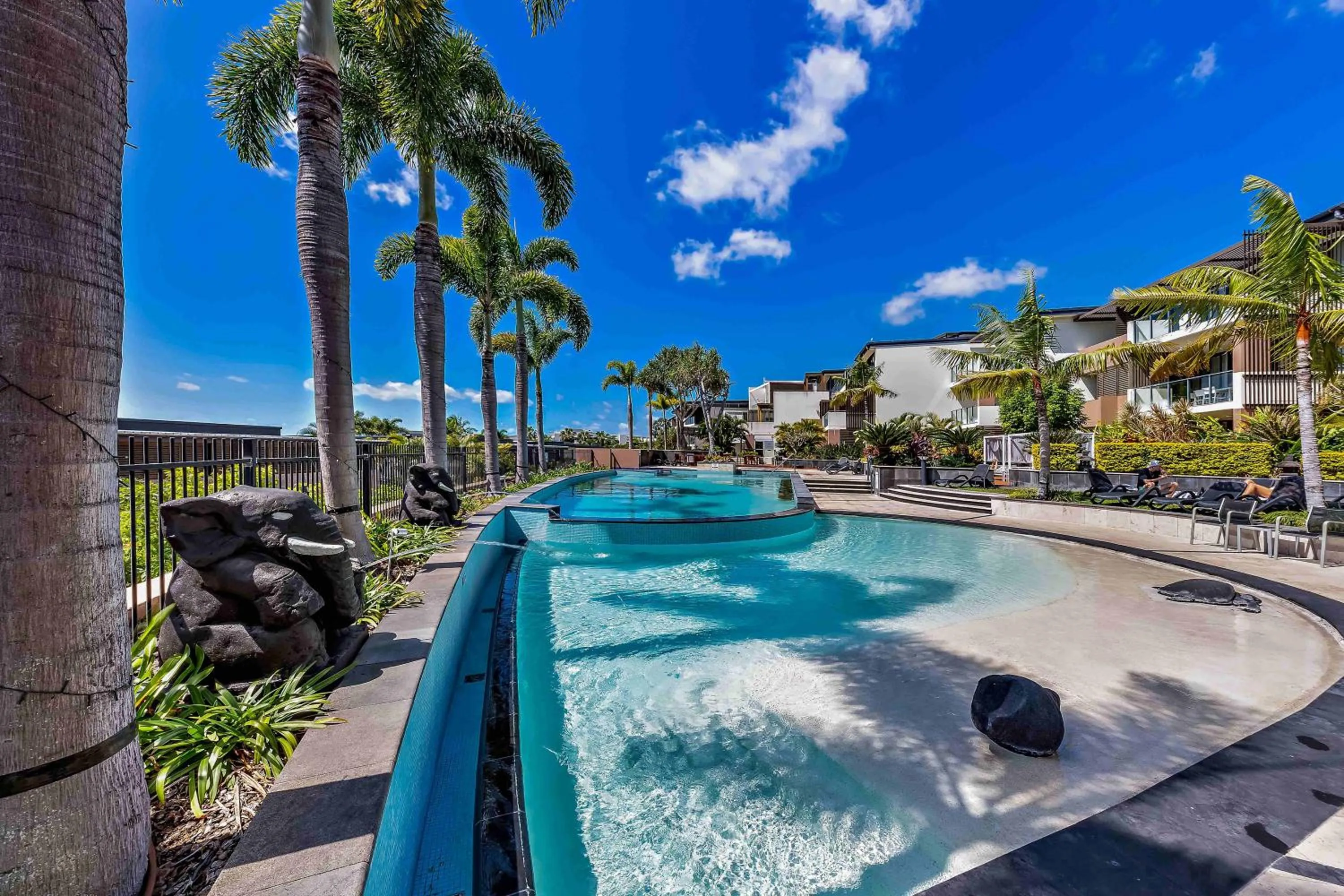 Swimming pool in Mirage Whitsundays