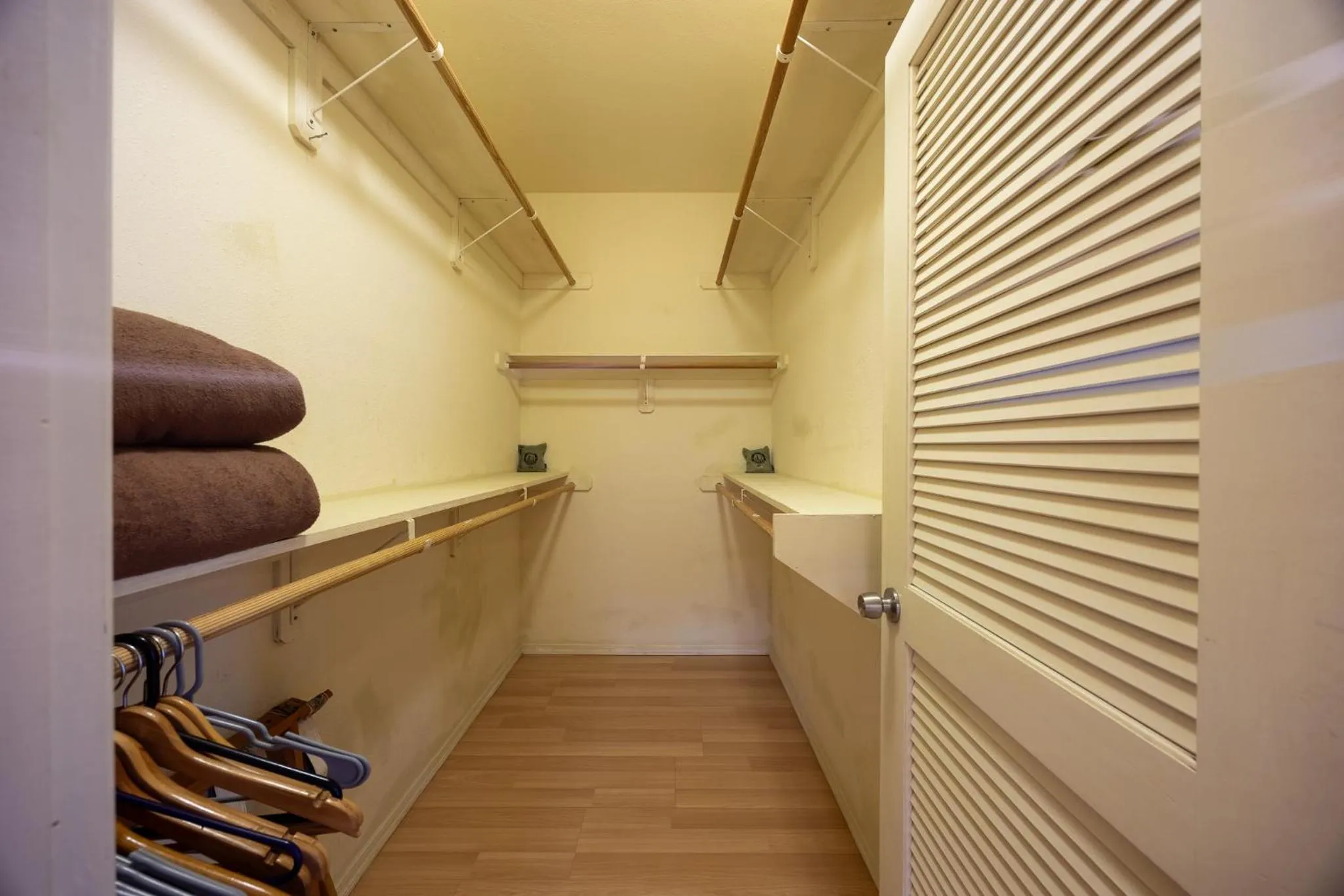 wardrobe in Volcano Forest Inn