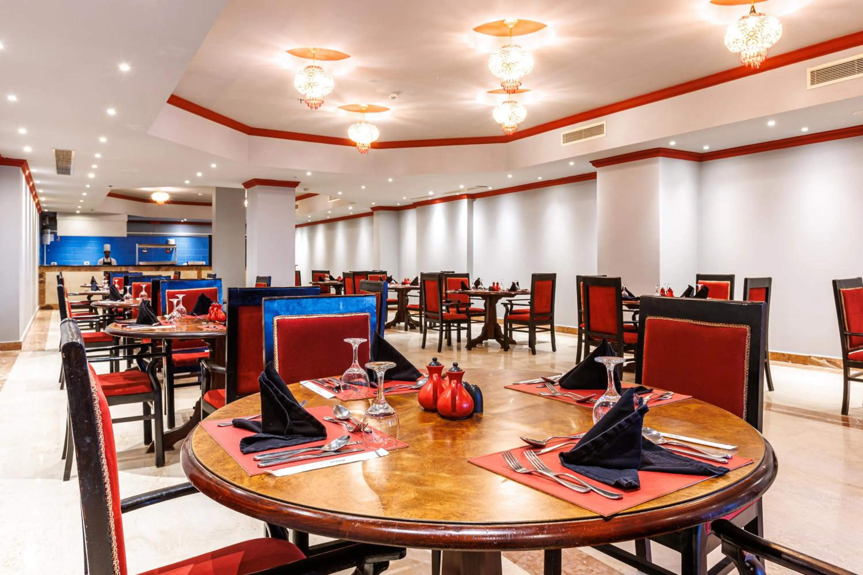 Restaurant/places to eat in Sunrise Alora Aqua Park Resort