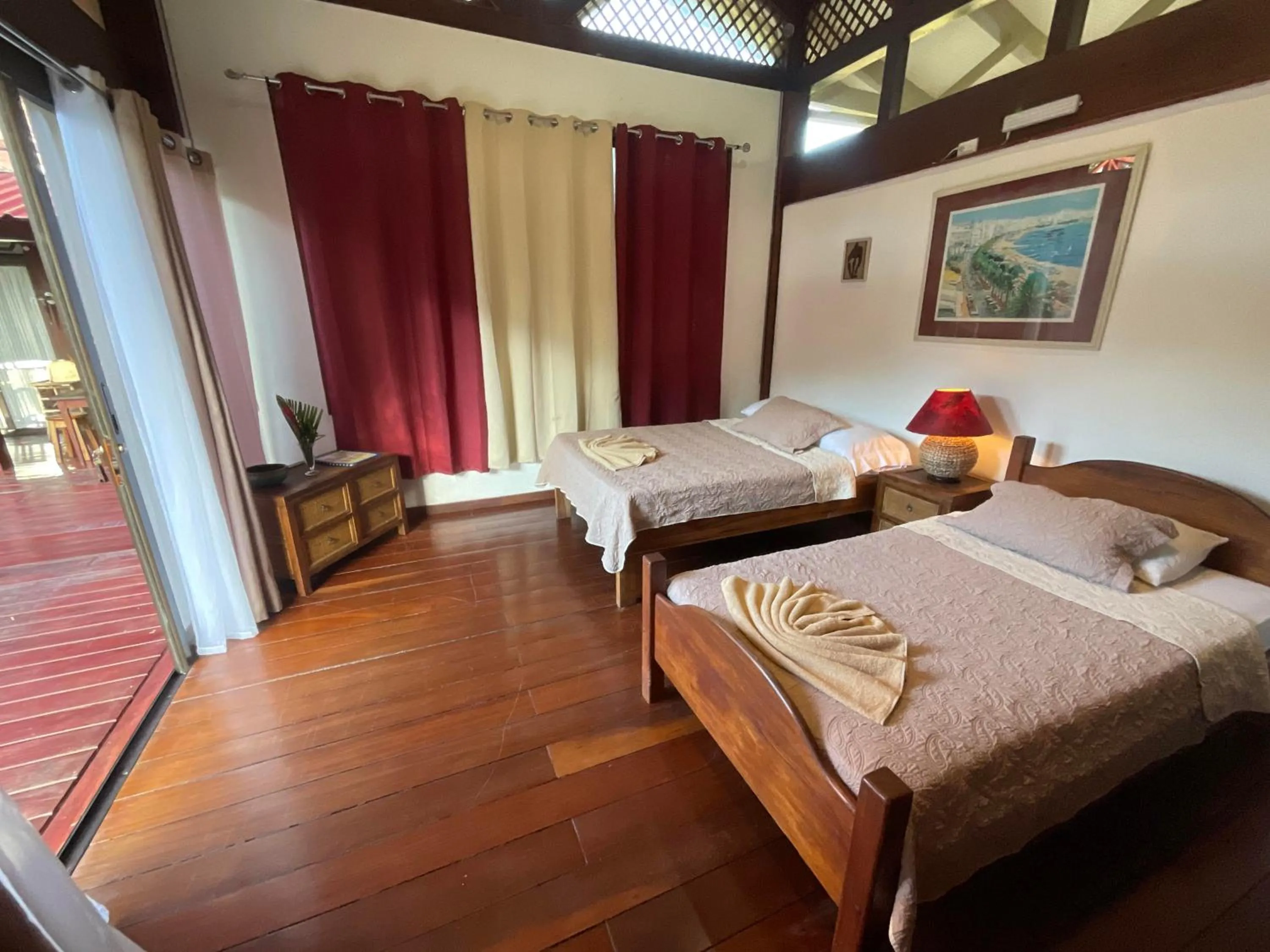 Bedroom, Bed in Hotel Kenaki Lodge