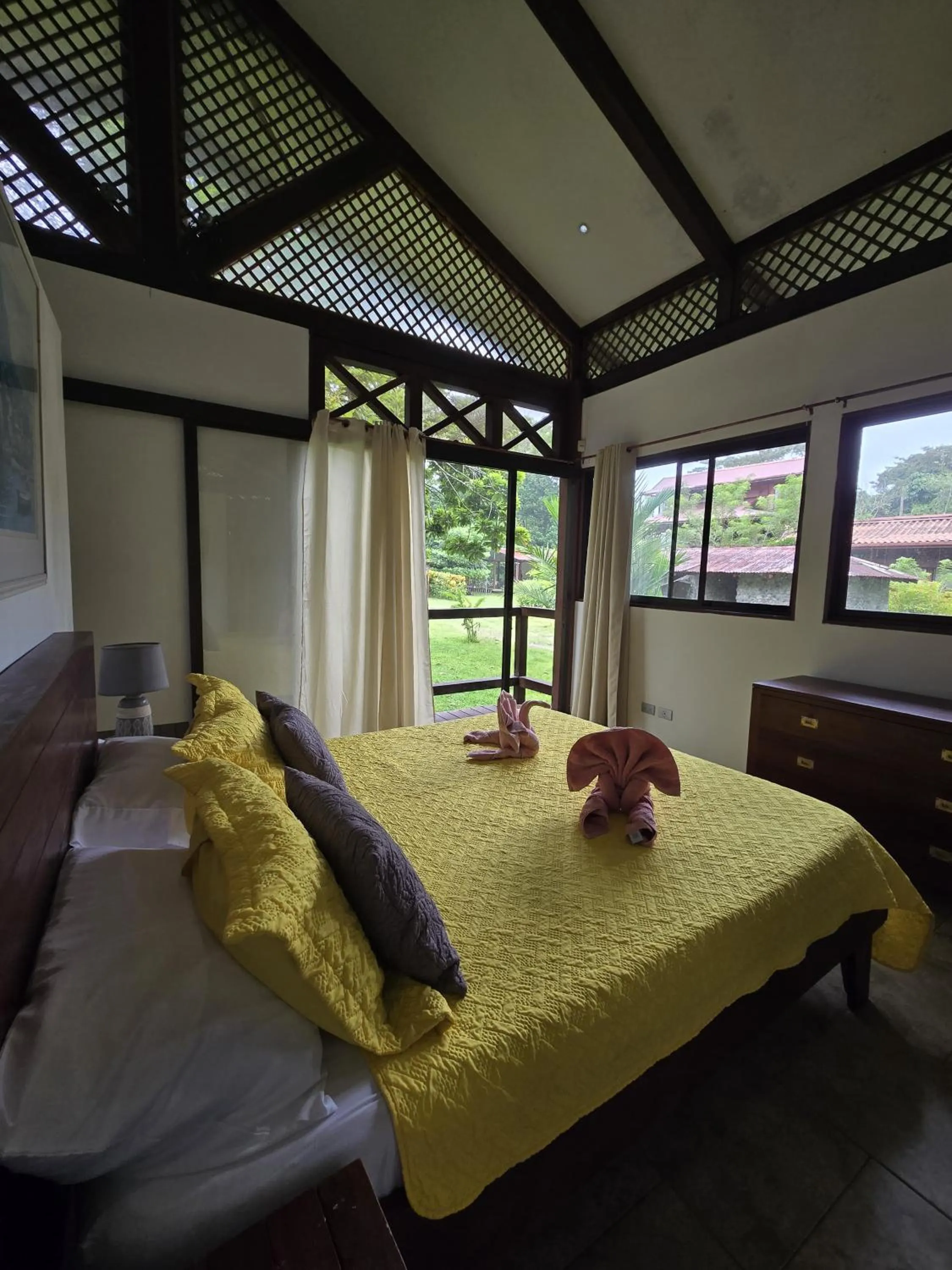 Bedroom, Bed in Hotel Kenaki Lodge