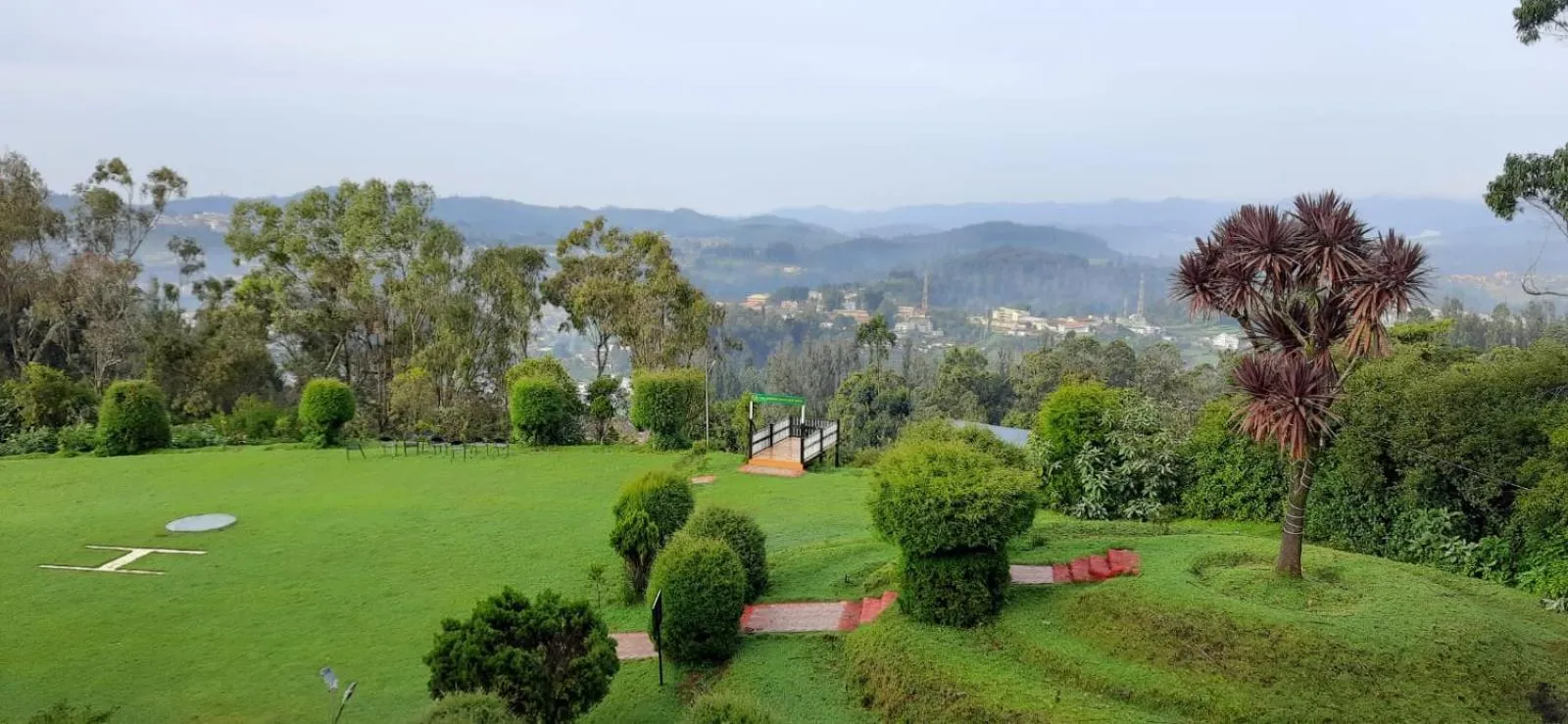 Natural landscape in The Monarch