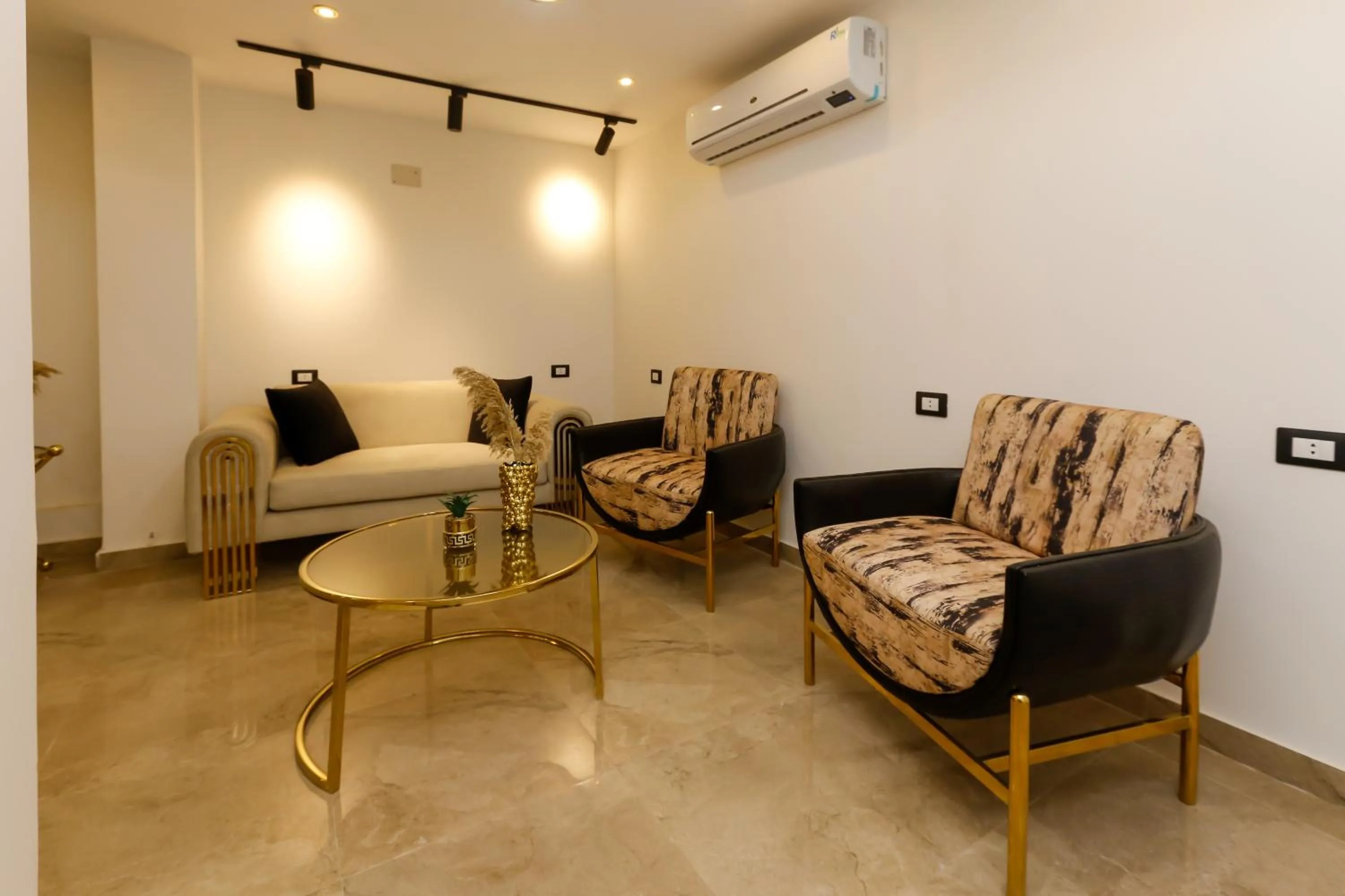 TV and multimedia in Rixoss tower Pyramids View