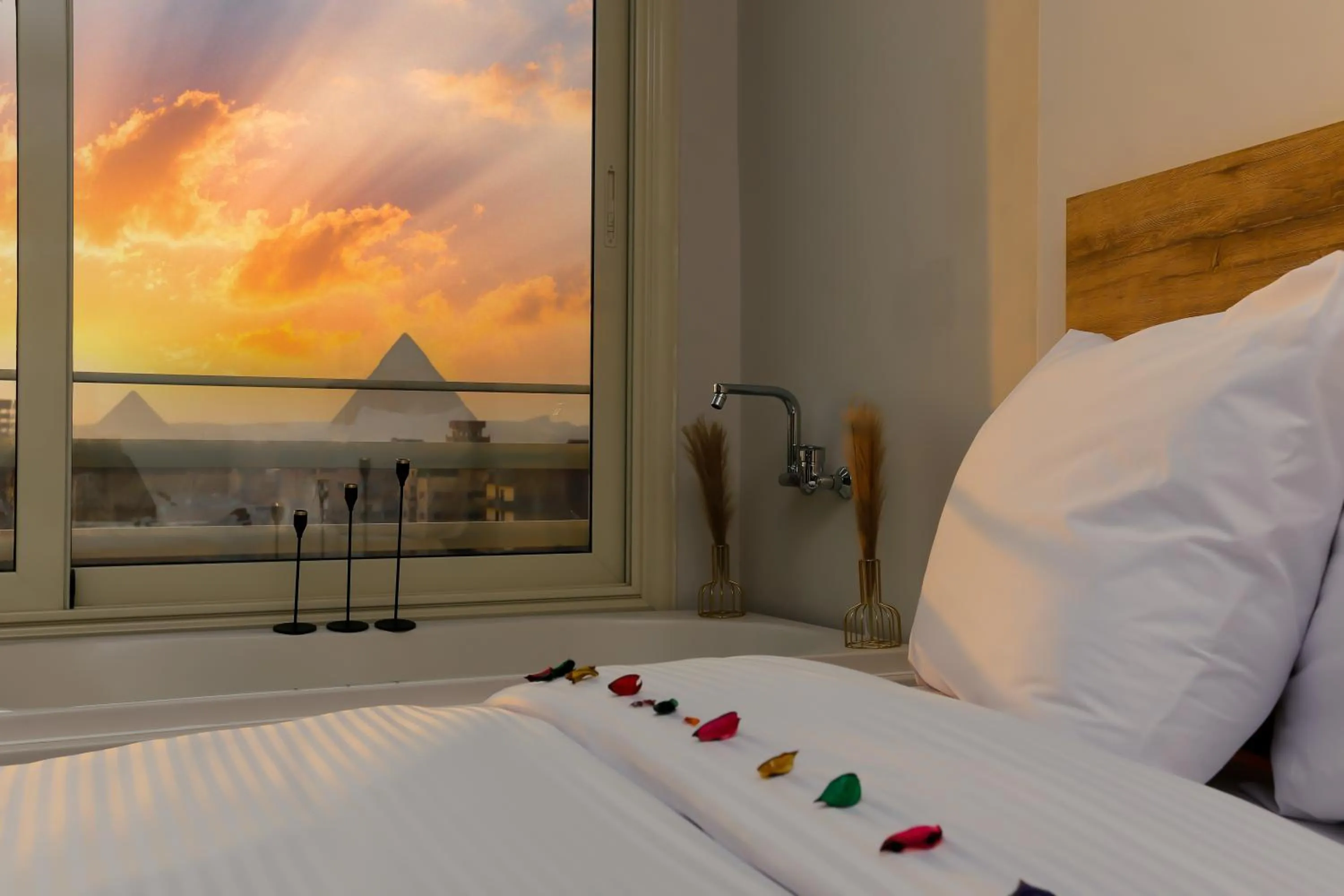Bed in Rixoss tower Pyramids View