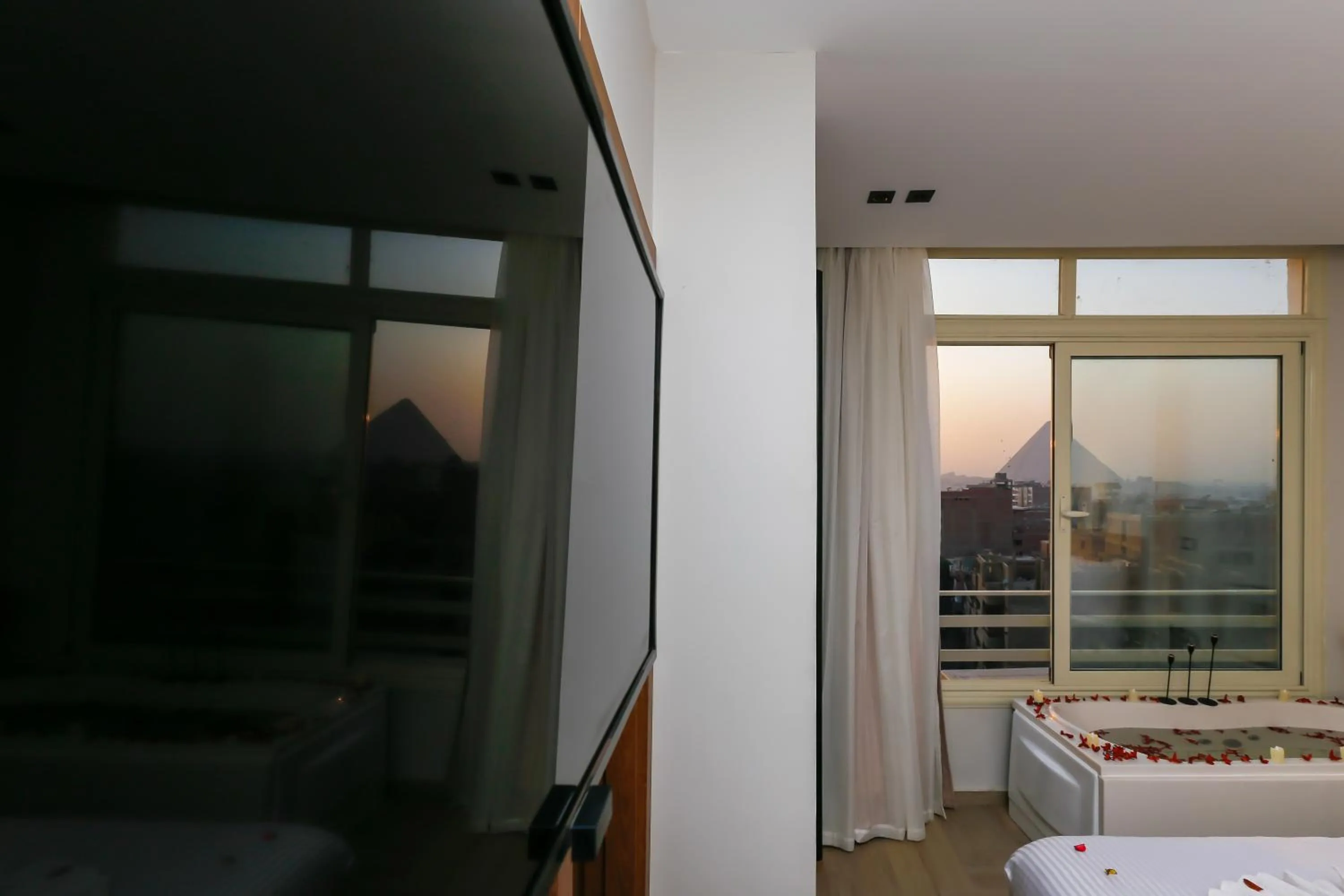 Bed in Rixoss tower Pyramids View
