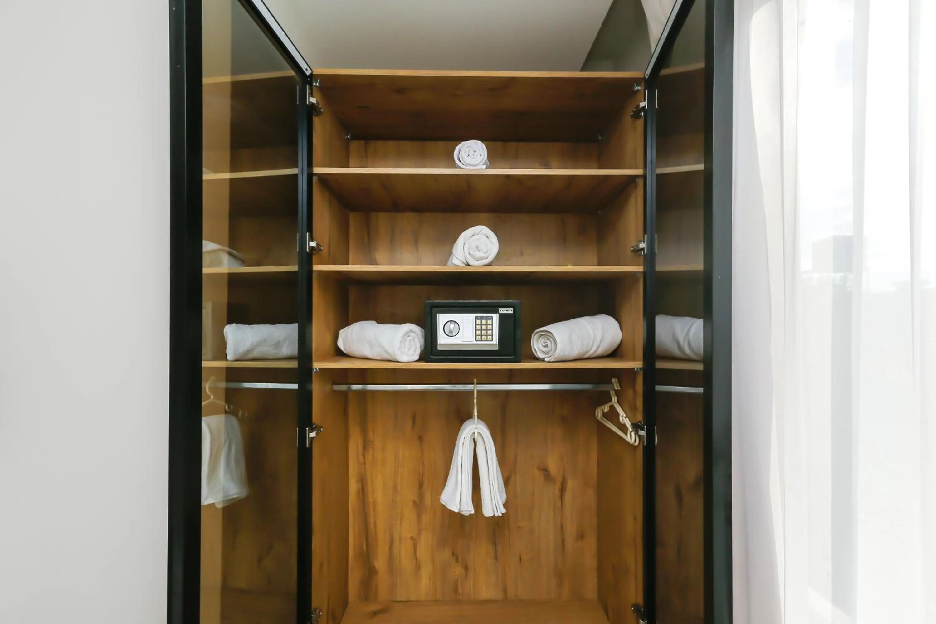 Kitchen or kitchenette in Rixoss tower Pyramids View