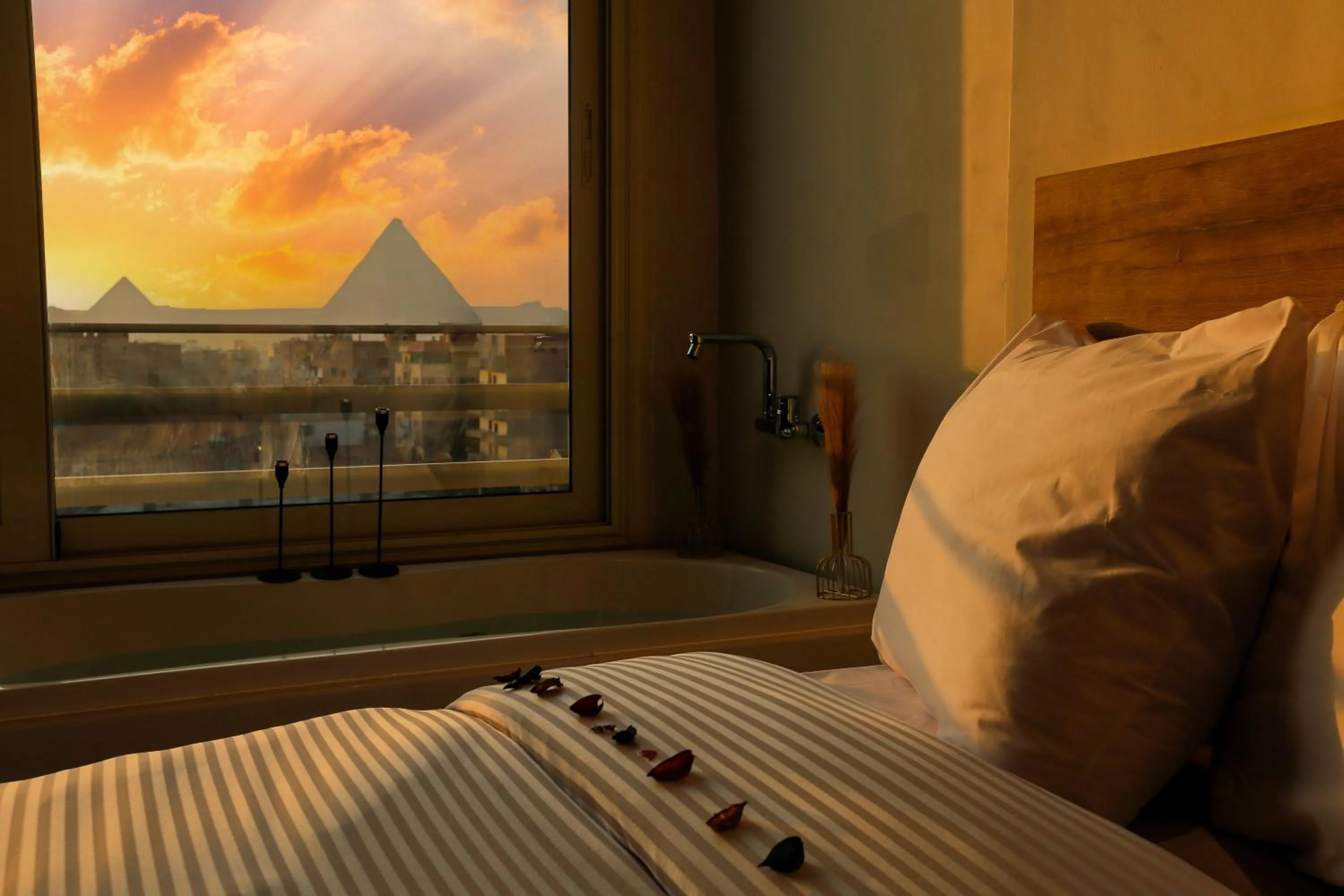 Bed in Rixoss tower Pyramids View