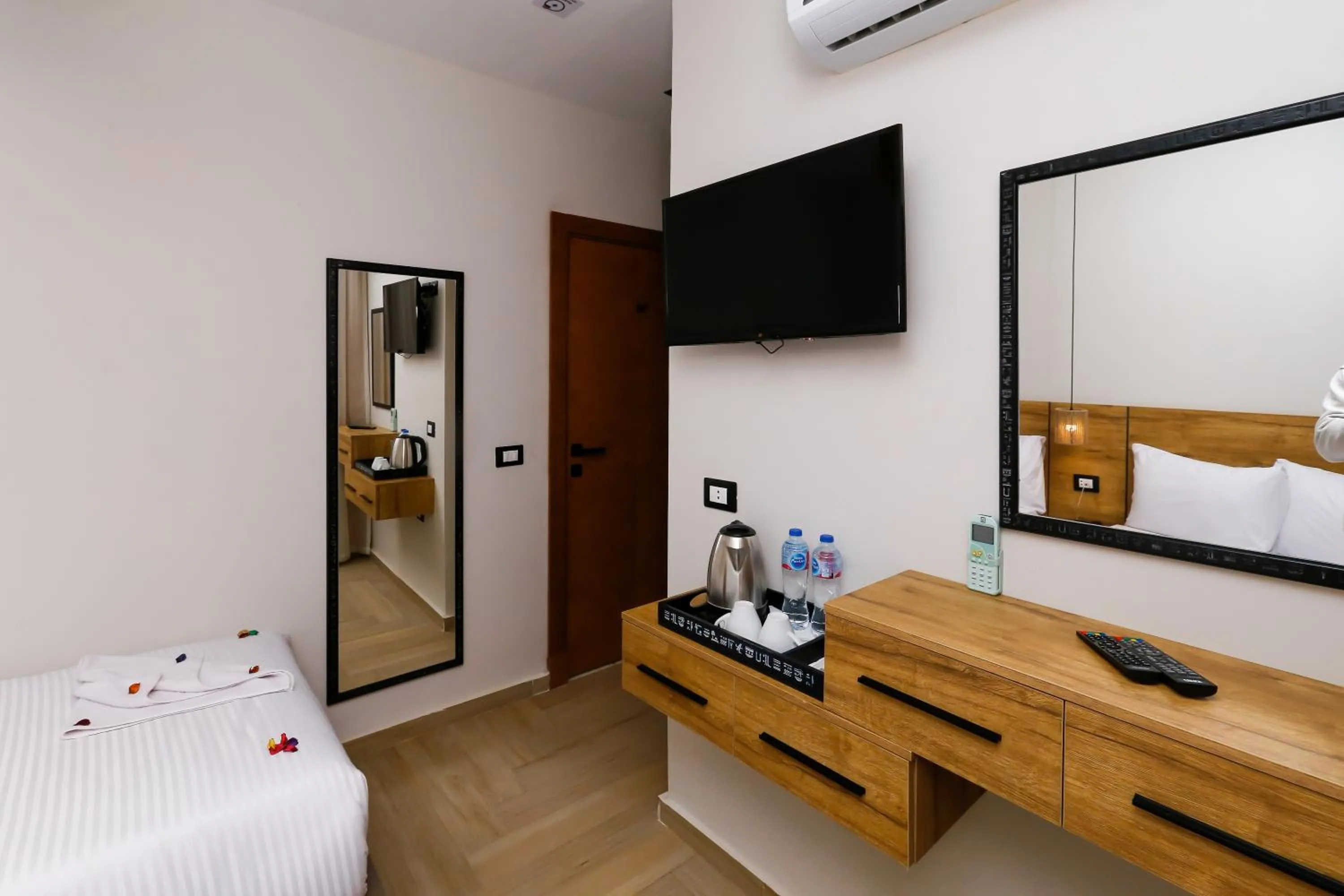 Bed in Rixoss tower Pyramids View