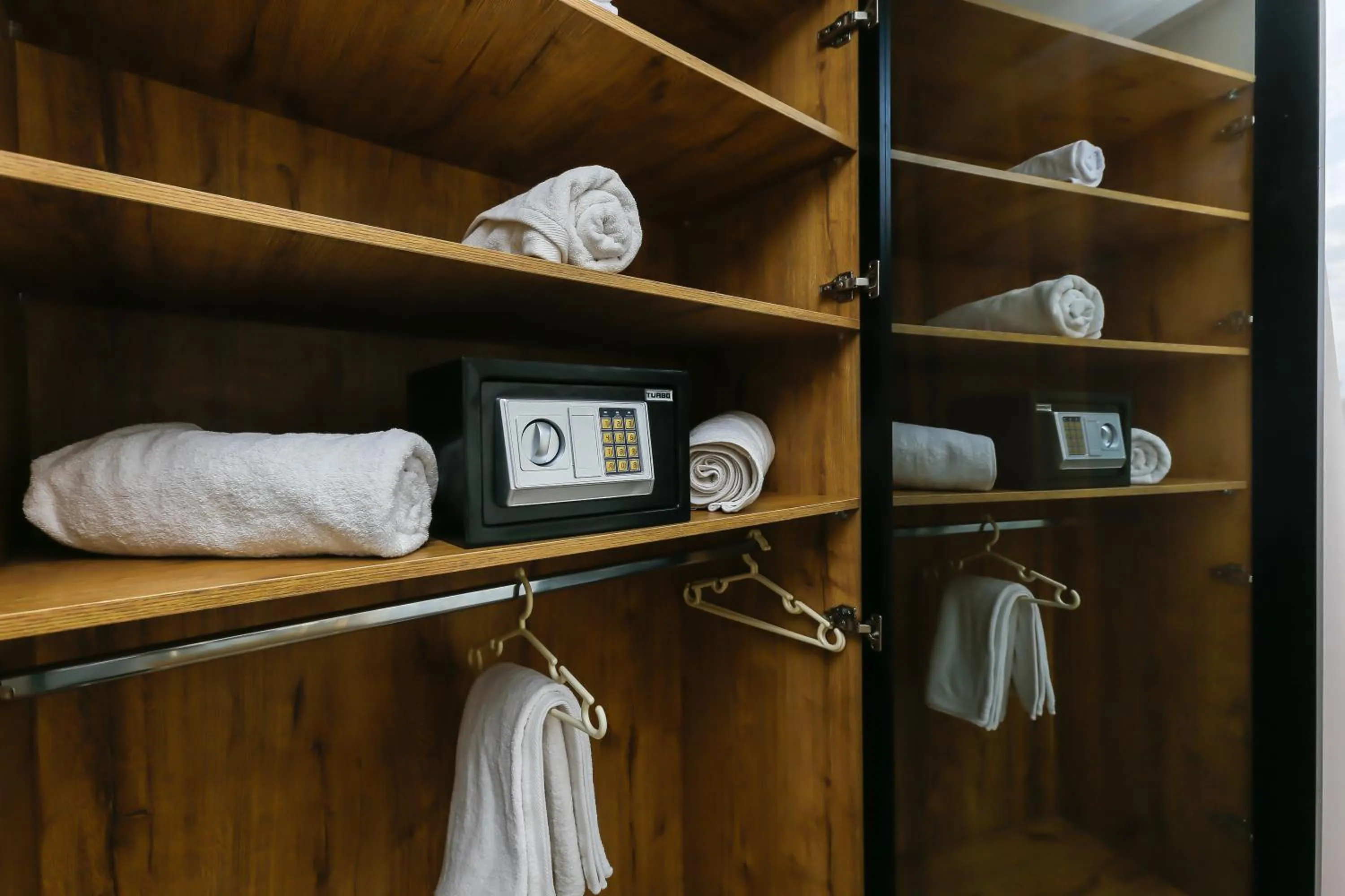 bunk bed in Rixoss tower Pyramids View