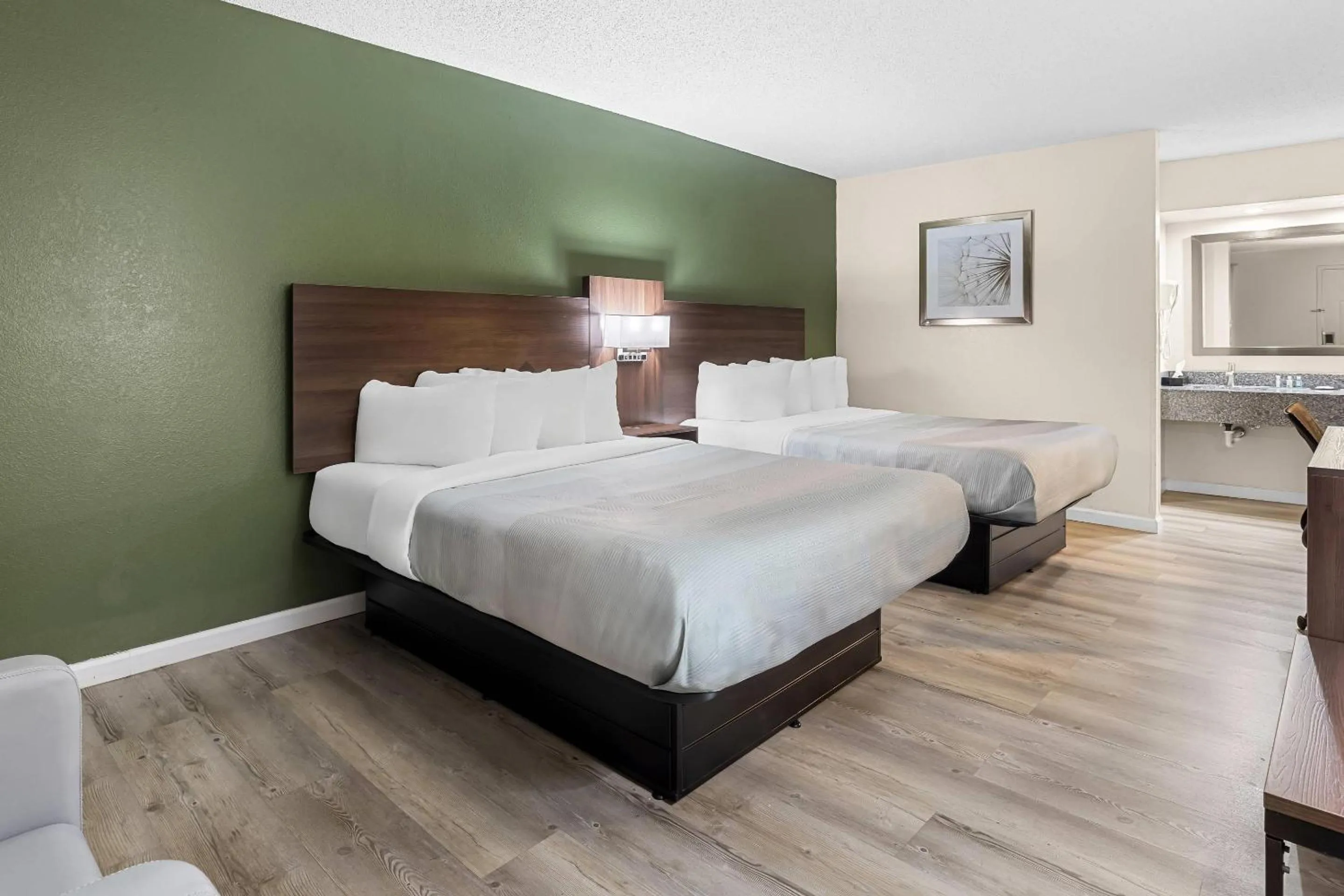 Bedroom, Bed in Quality Inn Port Wentworth Savannah North